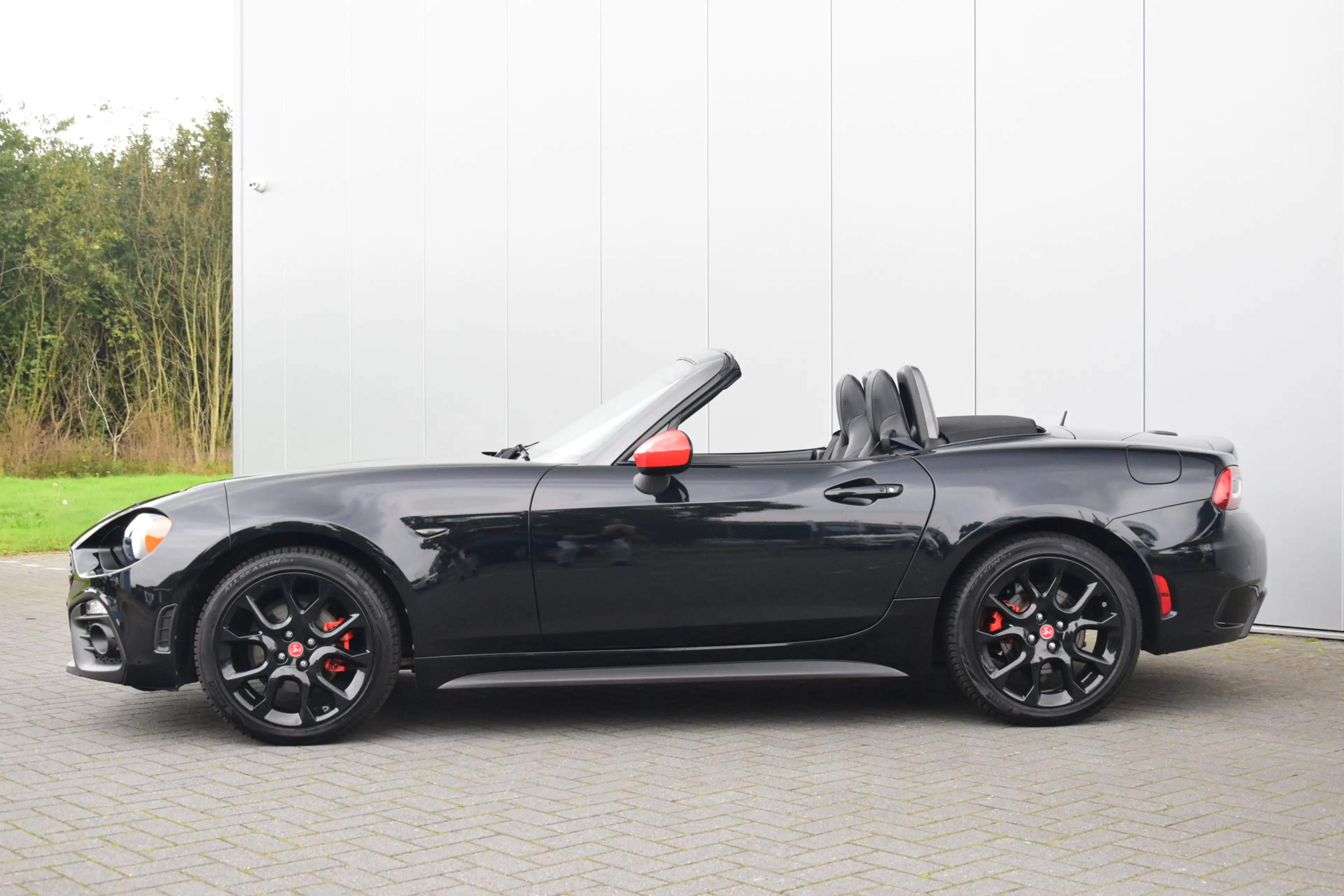 Fiat 124 Spider 1.4 MultiAir Turbo Abarth Pack/Premium Keyless Cam — photo 7