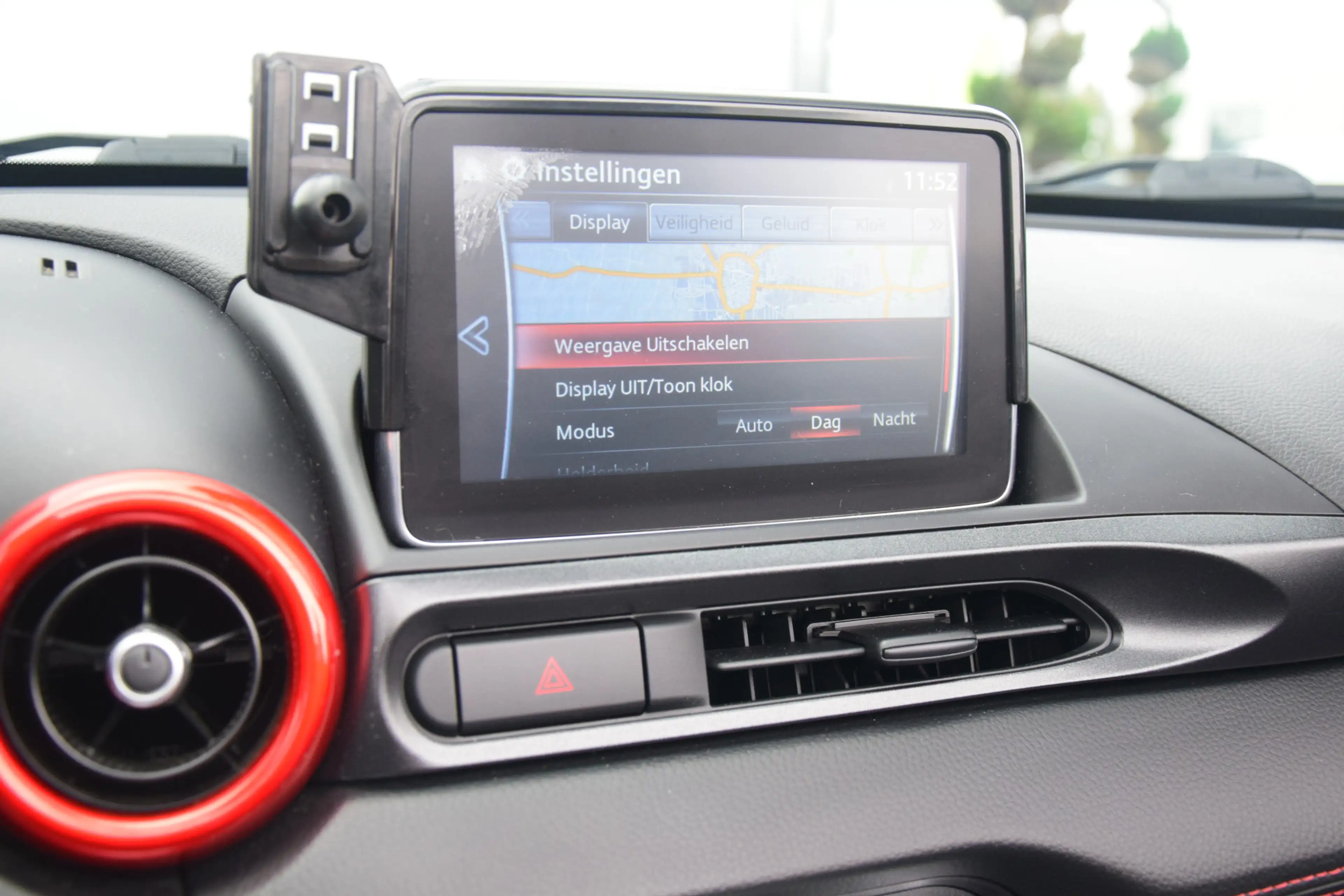 Fiat 124 Spider 1.4 MultiAir Turbo Abarth Pack/Premium Keyless Cam — photo 16