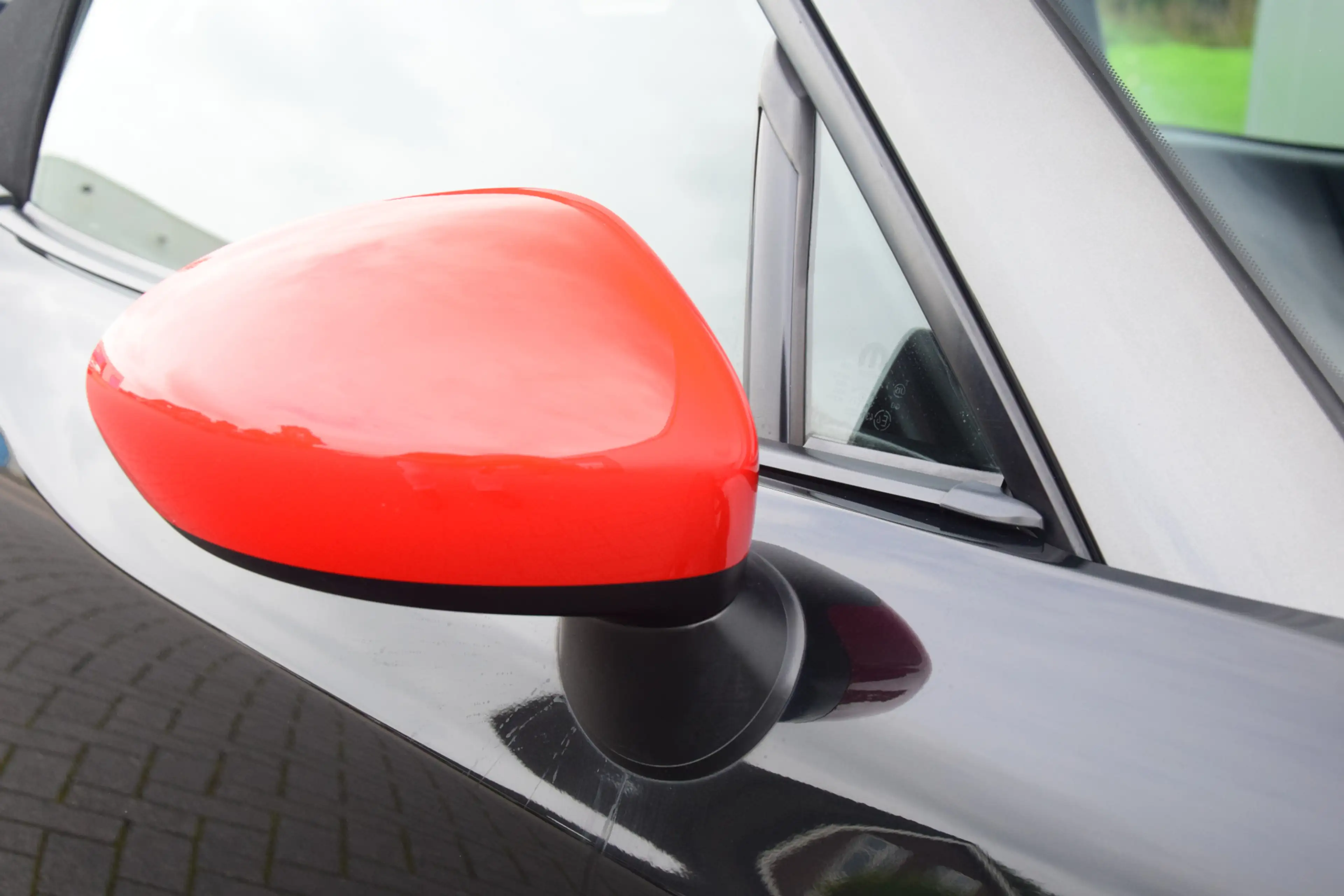 Fiat 124 Spider 1.4 MultiAir Turbo Abarth Pack/Premium Keyless Cam — photo 19