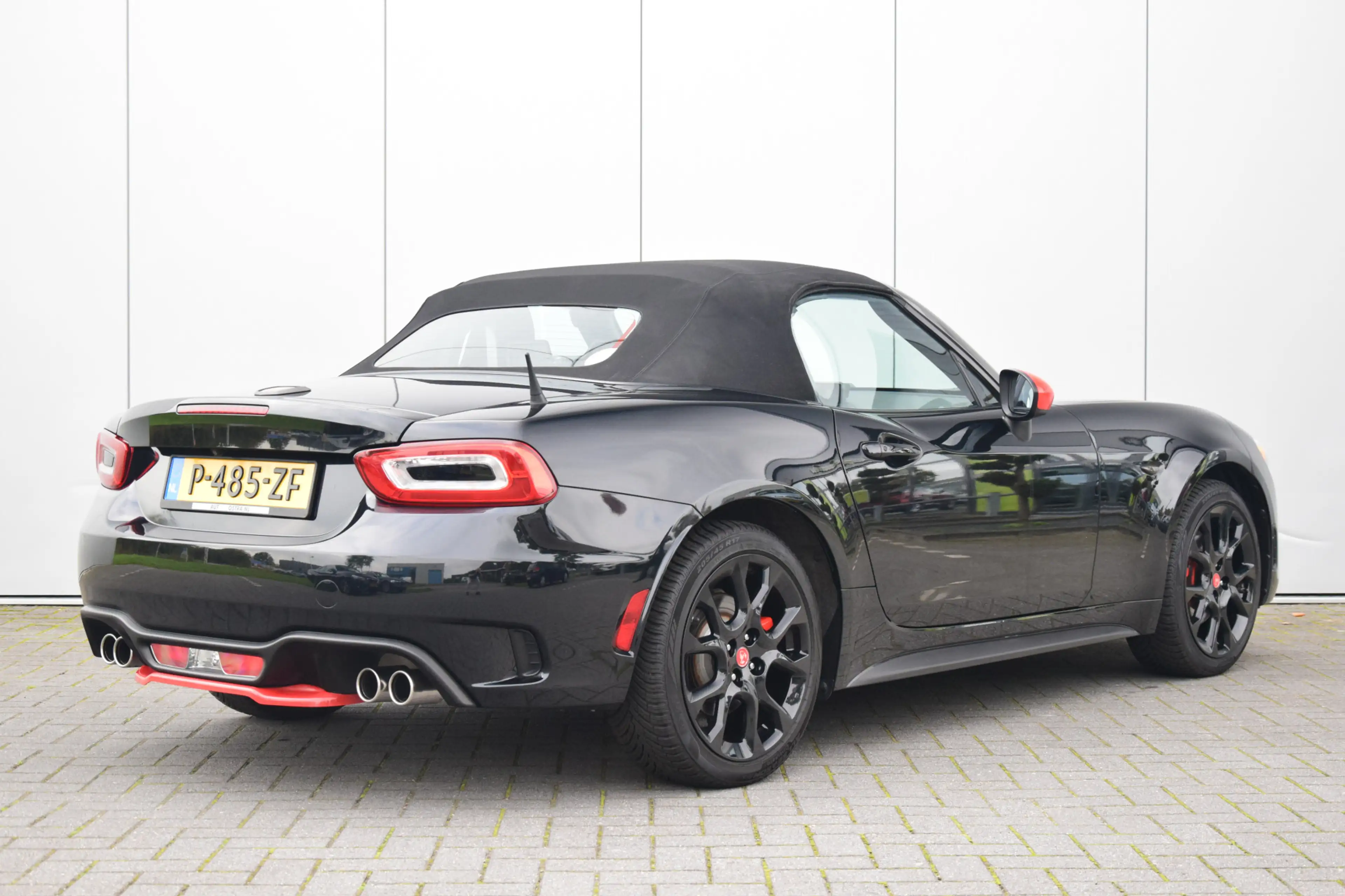 Fiat 124 Spider 1.4 MultiAir Turbo Abarth Pack/Premium Keyless Cam — photo 6