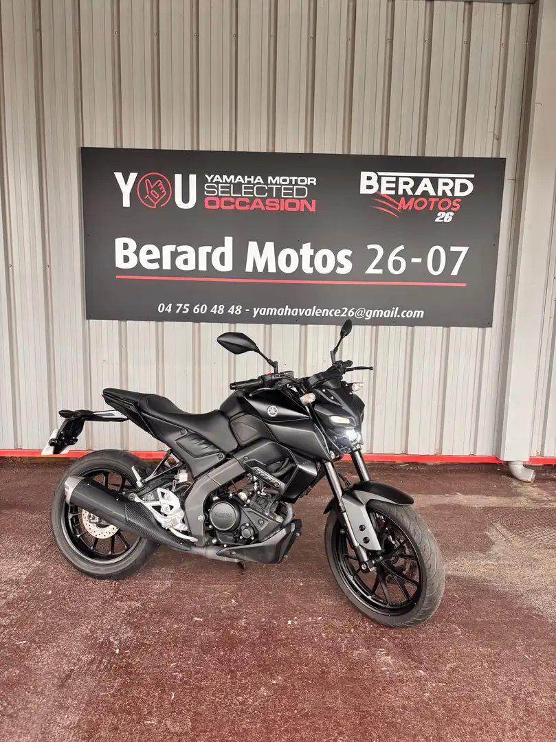 Yamaha MT-125 Schwarz - 1