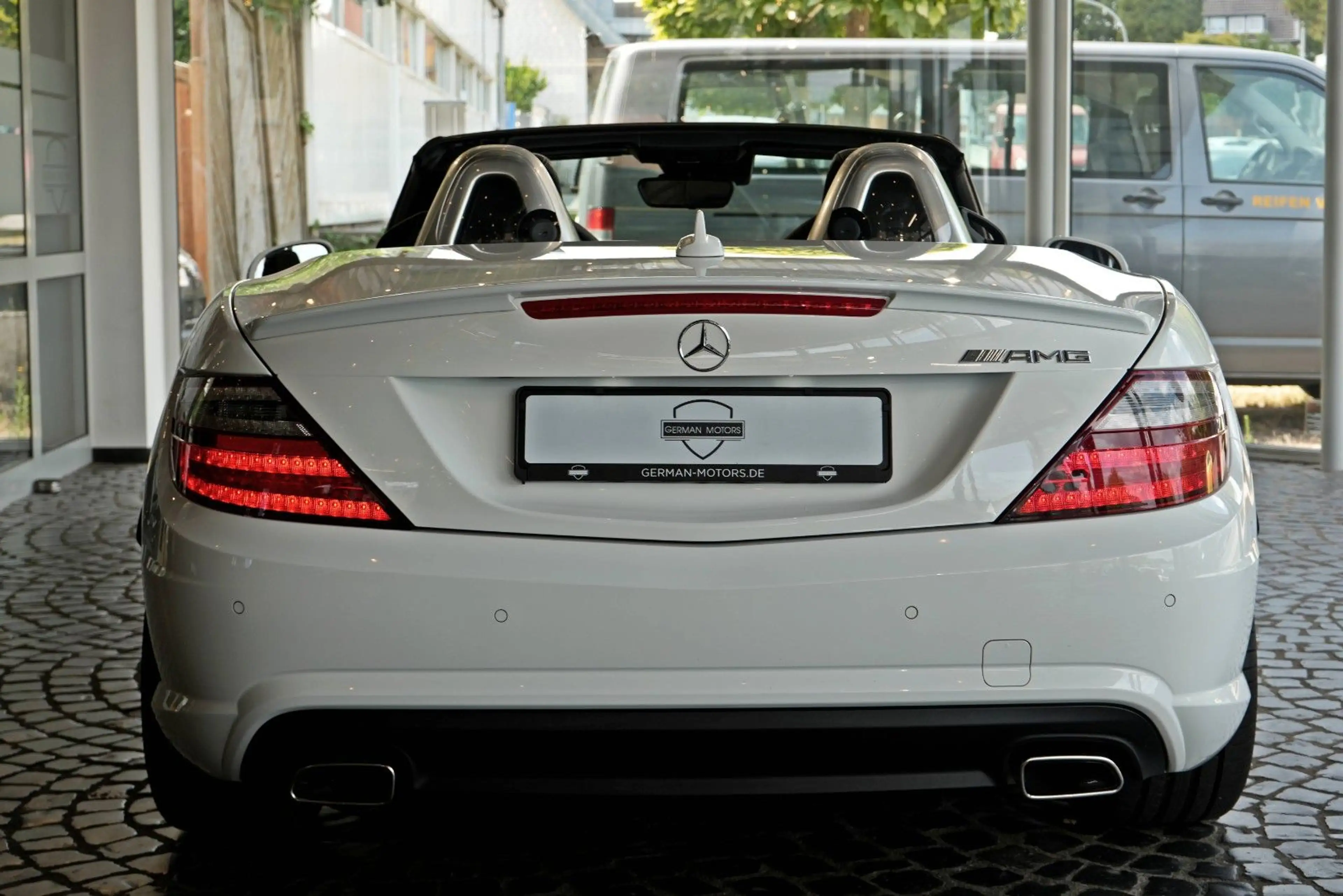 Mercedes-Benz SLK 200 AMG-Line & CarbonLOOK Edition PANORAMA — photo 5