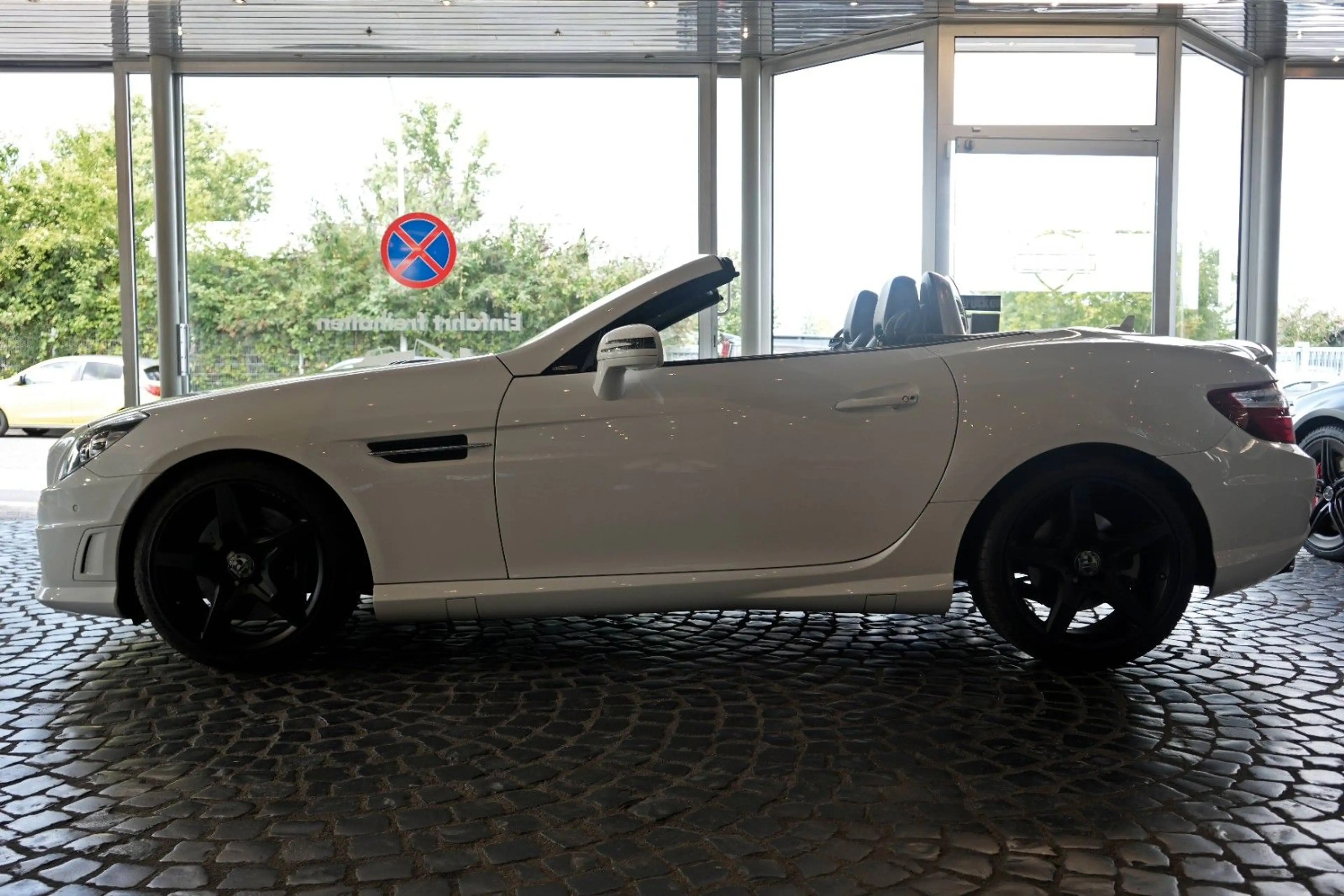 Mercedes-Benz SLK 200 AMG-Line & CarbonLOOK Edition PANORAMA — photo 7