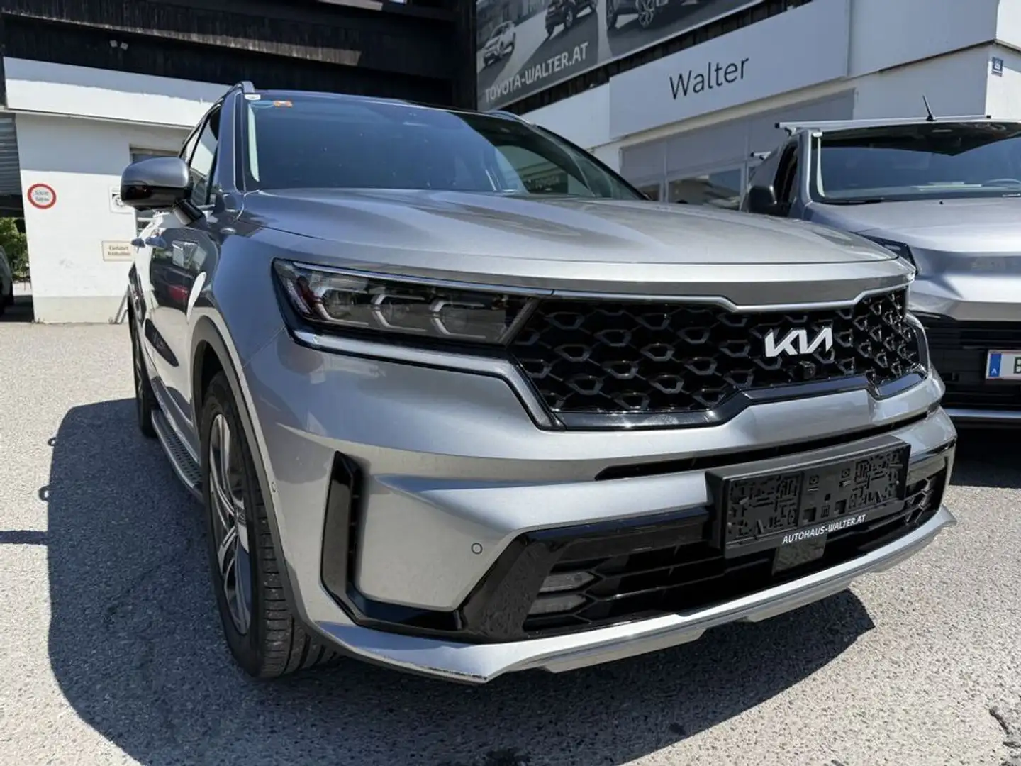 Kia Sorento Silber 4WD Grau - 2