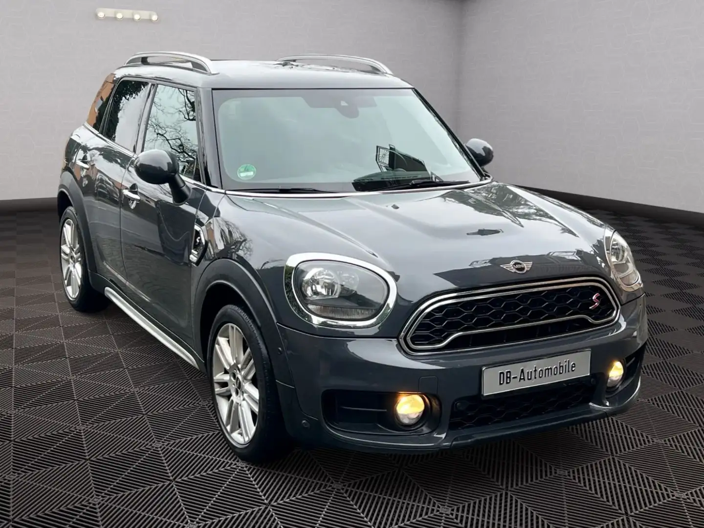 MINI Cooper SD Countryman Navi,Automatik Grau - 2