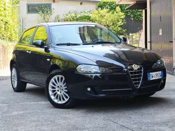 1.6 BENZINA 120cv / 61.000km / Uniproprietario