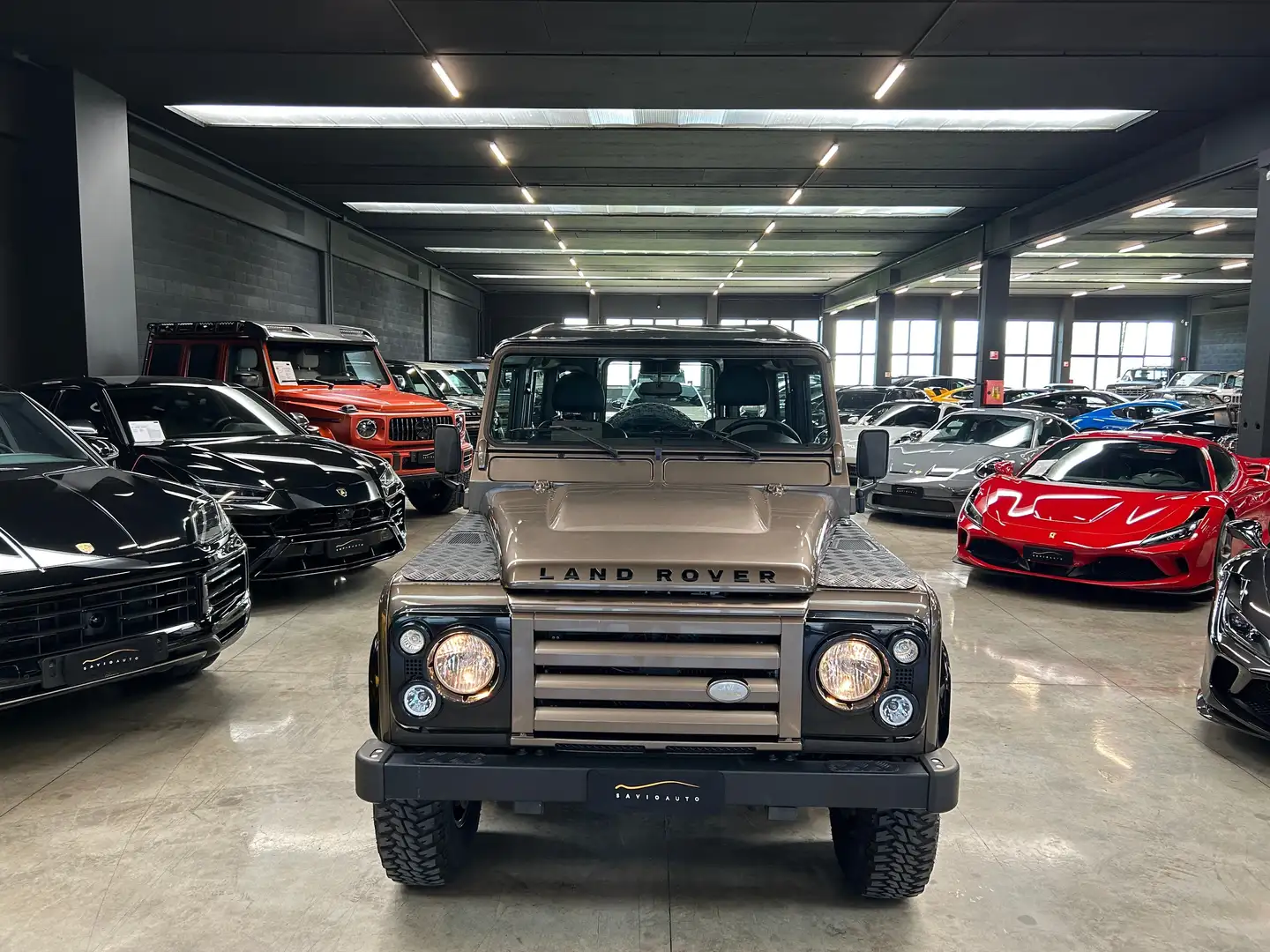 Land Rover Defender 90 - 2.4 - LIMITED EDITION NARA BRONZE - autocarro Brons - 2