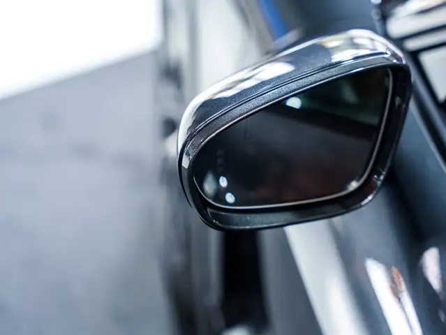 Porsche Taycan view 7