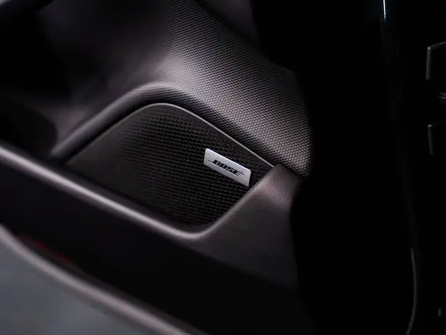 Porsche Taycan view 10