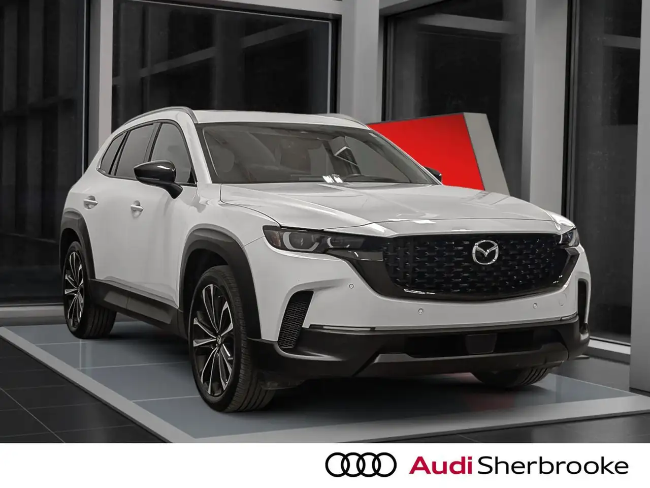 Mazda CX-50 photo Mazda CX-50
