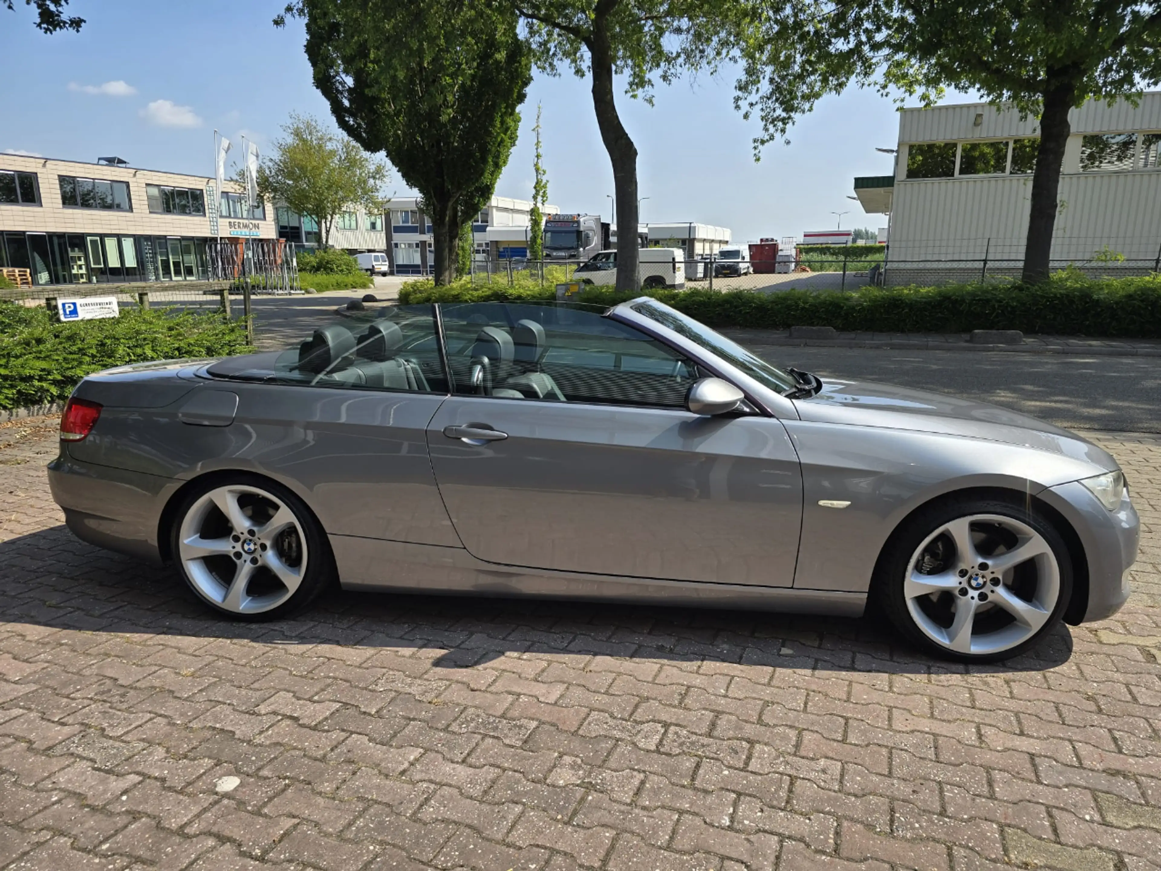 BMW 325 3 SERIE CABRIO 325I HIGH EXECUTIVE — photo 6
