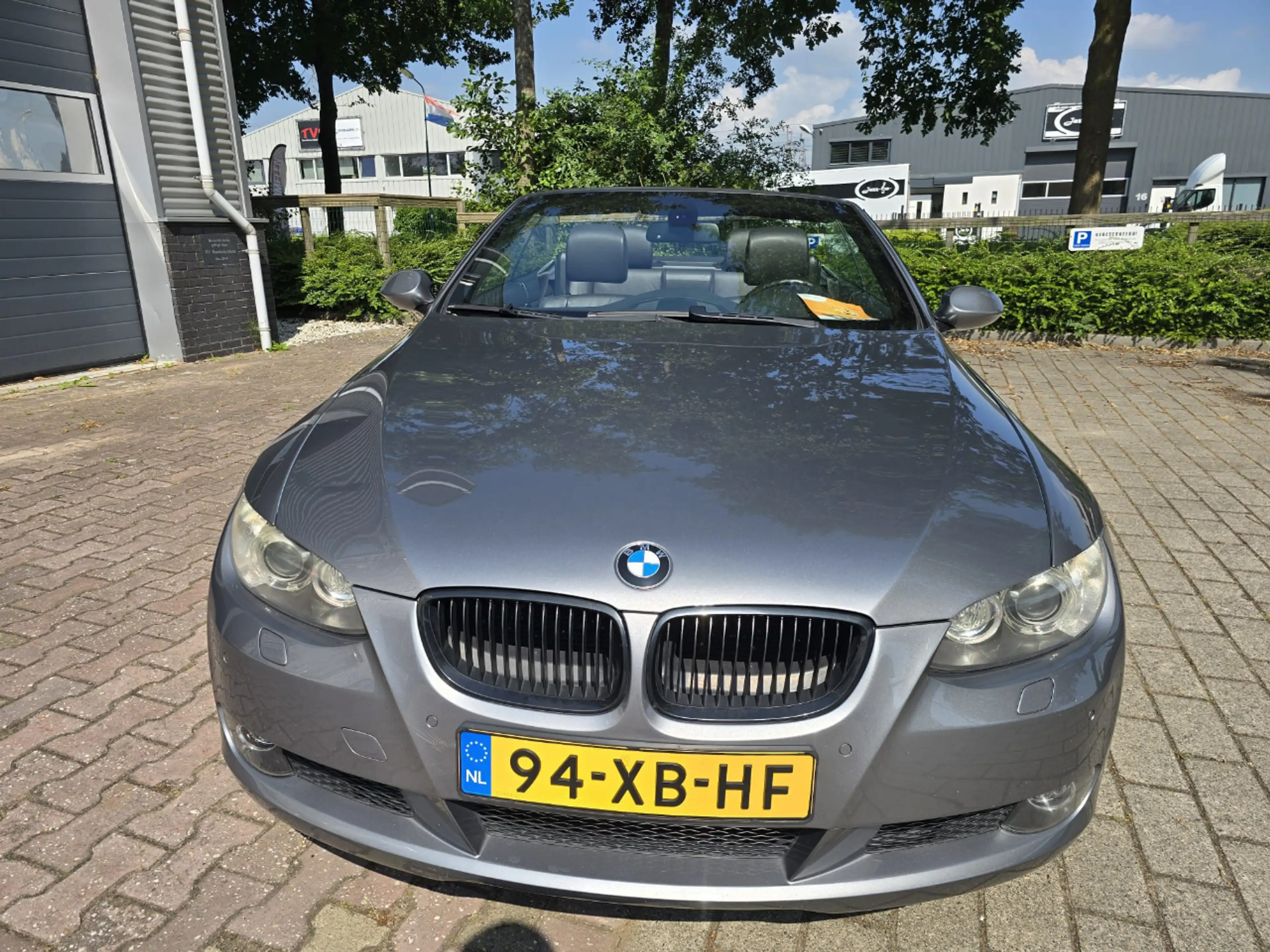 BMW 325 3 SERIE CABRIO 325I HIGH EXECUTIVE — photo 4