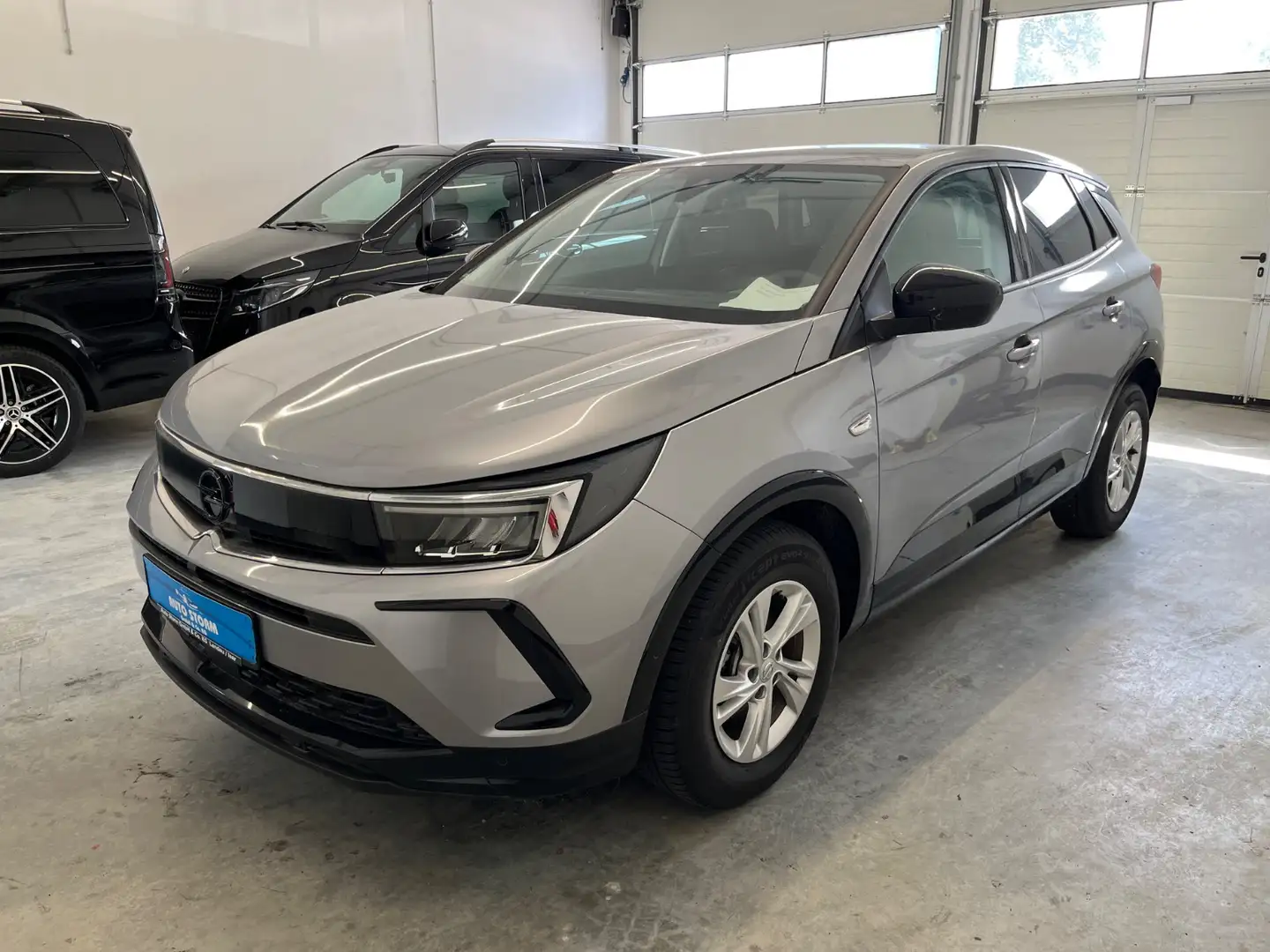 Opel Grandland 1.2 Turbo GS Line*LED*FLA*SpurH*PDC* Grau - 1