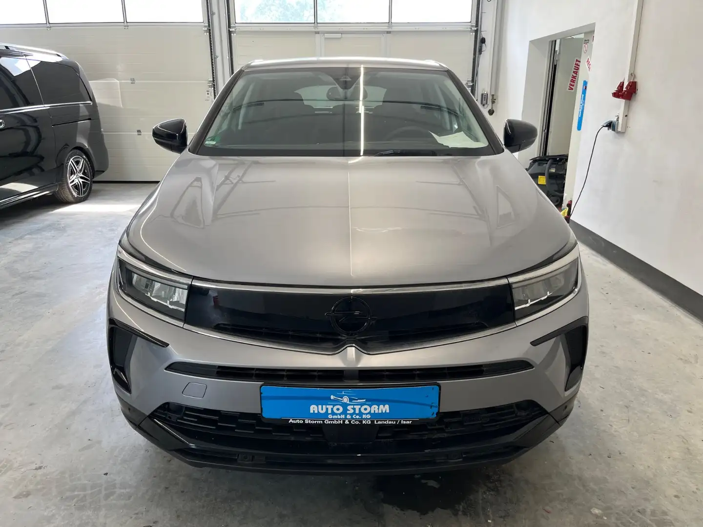 Opel Grandland 1.2 Turbo GS Line*LED*FLA*SpurH*PDC* Grijs - 2