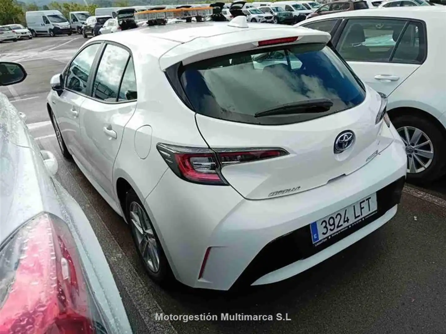 Toyota Corolla 1.8 125H ACTIVE E-CVT - 2