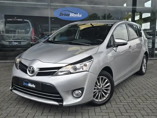 Toyota Verso 1.8 VVT-i 1Ste eigenaar | Airco | Navi | Camera |