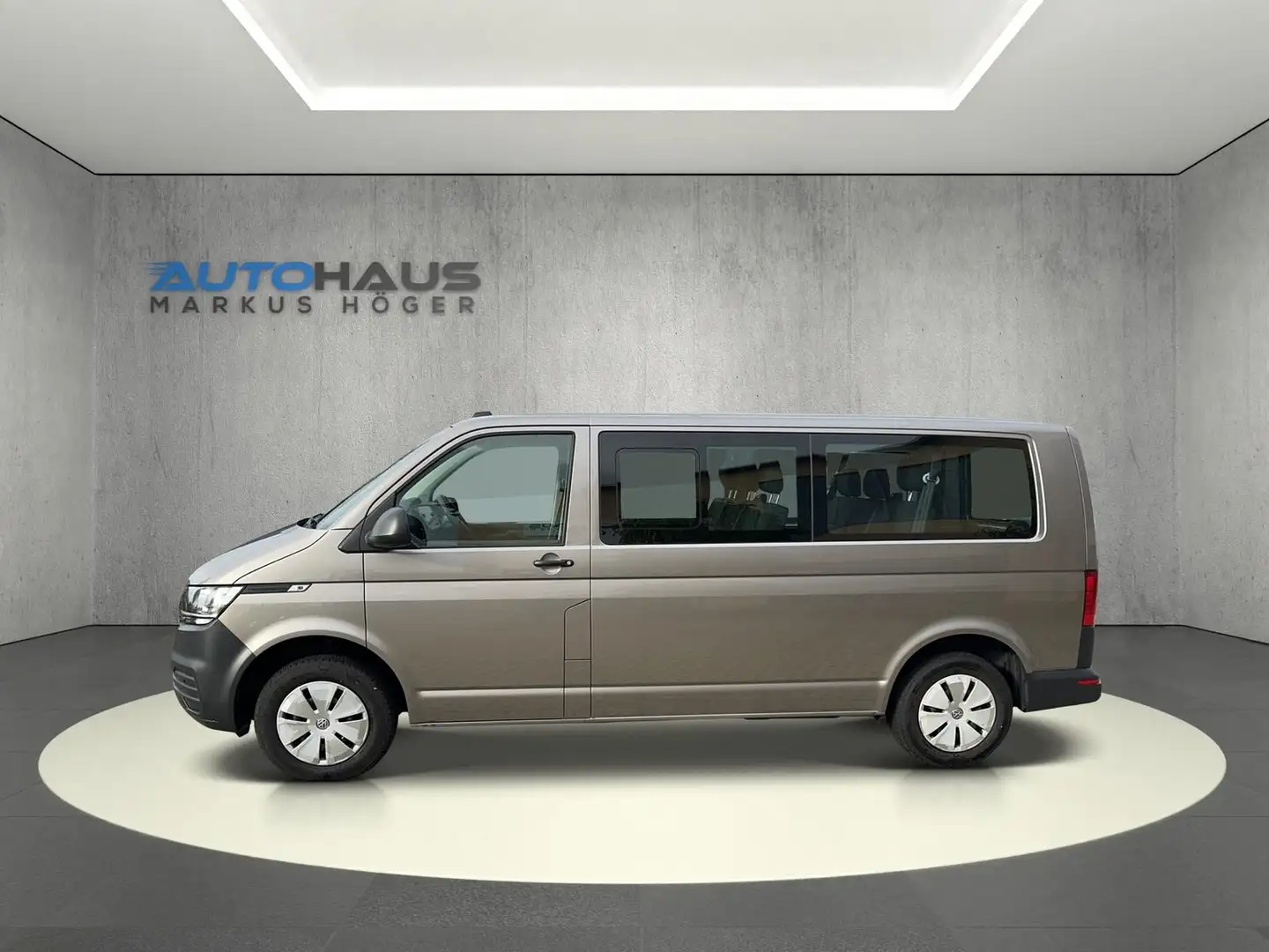 Volkswagen T6.1 Kombi 2.0 TDI DSG Lang +NAVI+AHK+KAMERA+TEMPOMAT+PDC+ Gris - 2