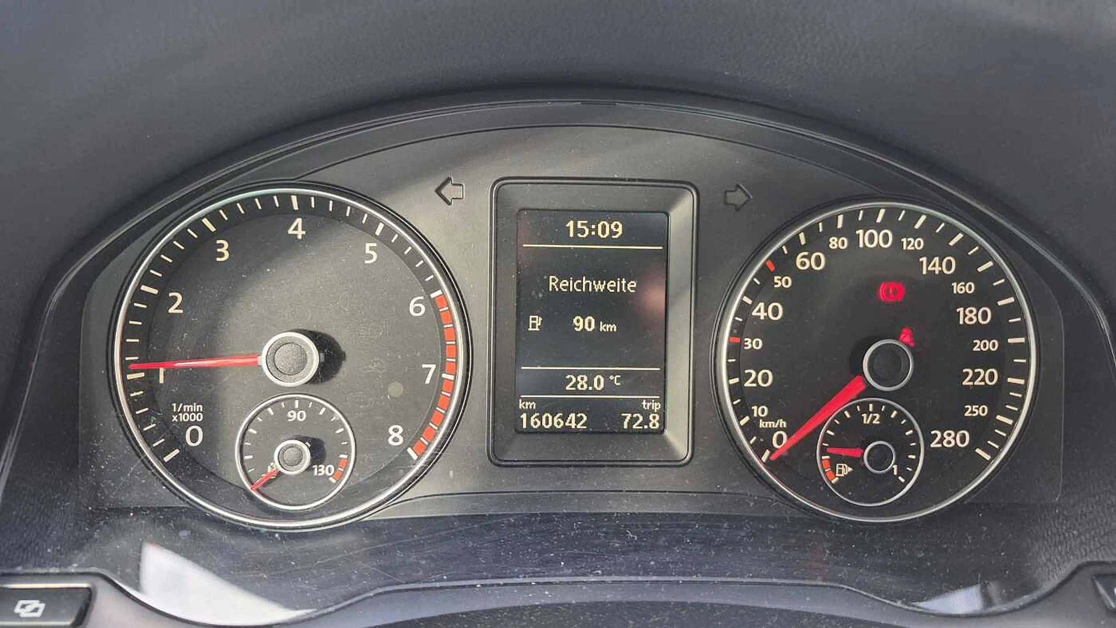 Volkswagen Scirocco 2.0 TSI — photo 4