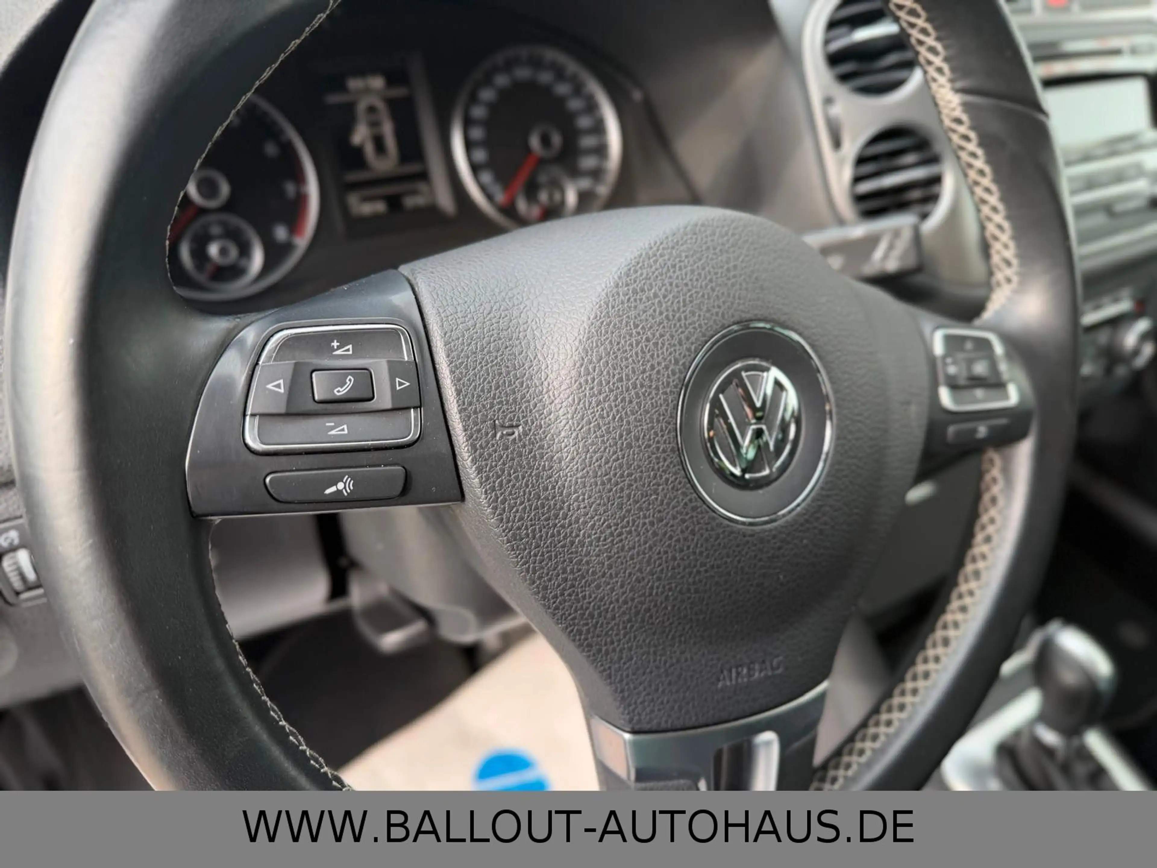 Volkswagen Golf Plus VI Trendline*2.HAND*KLIMA*AHK*SHZ*PDC* — photo 12