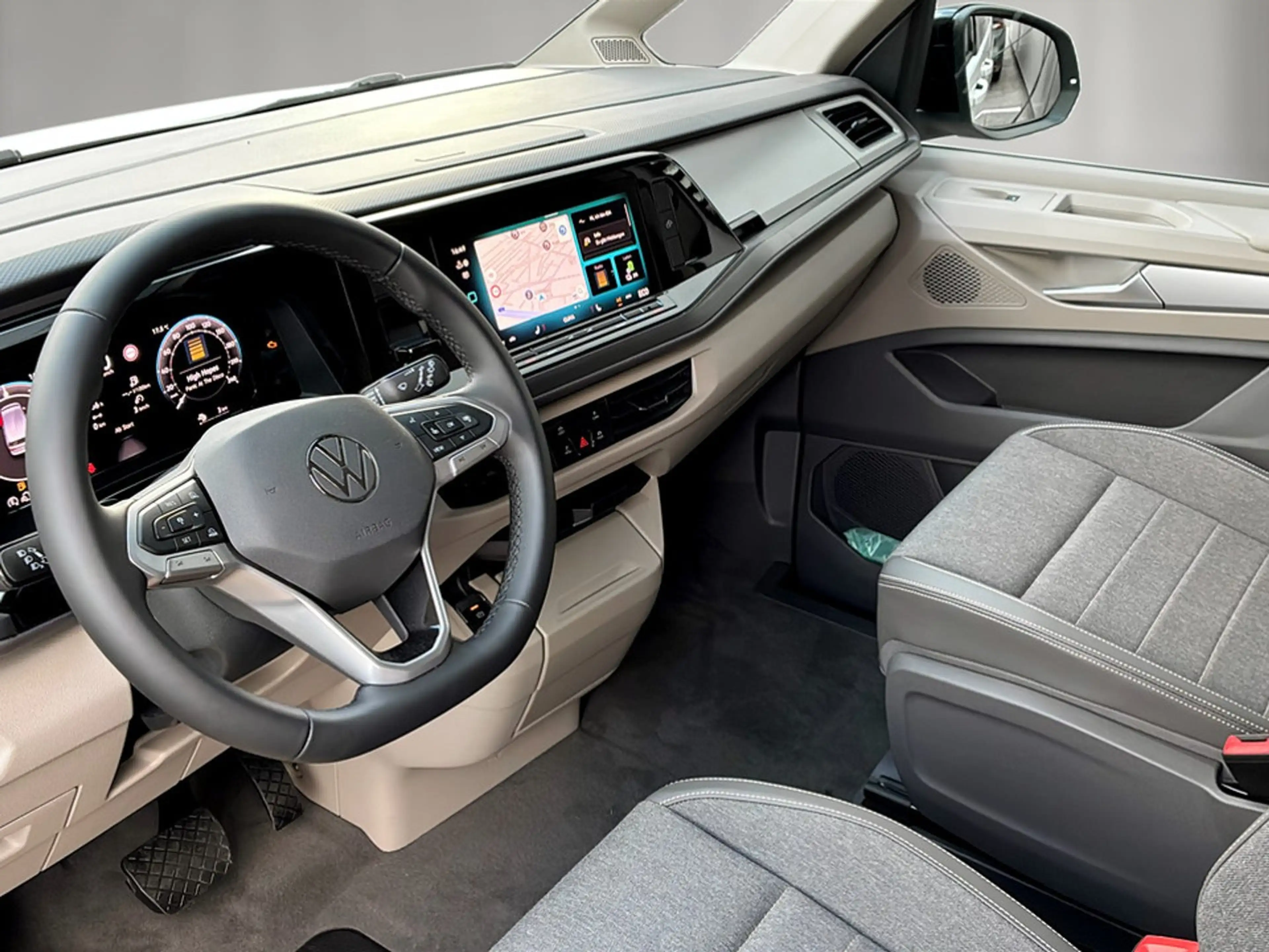 Volkswagen T7 California VW T7 California Coast eHybrid 180 kW 4M — photo 6