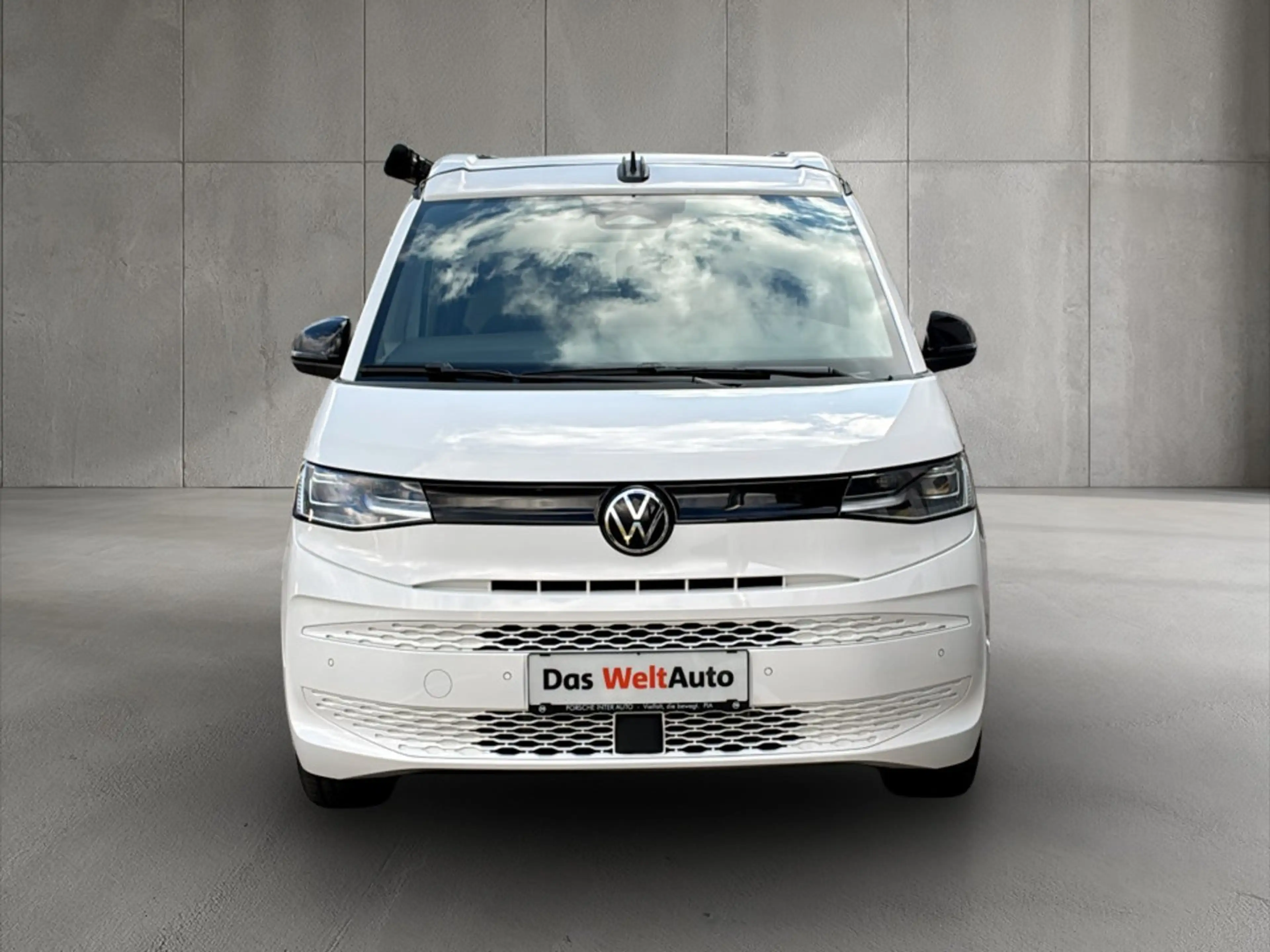Volkswagen T7 California VW T7 California Coast eHybrid 180 kW 4M — photo 2