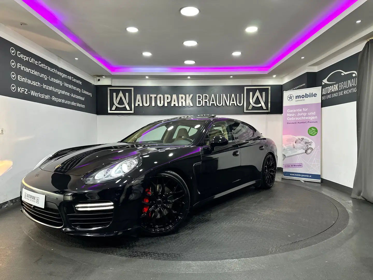 Porsche Panamera 3.0 Facelift *CHRONO*SCHIEBEDACH* Schwarz - 1
