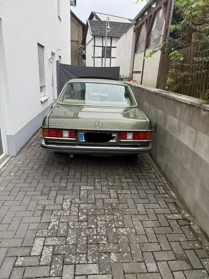 Mercedes-Benz 230, foto 2