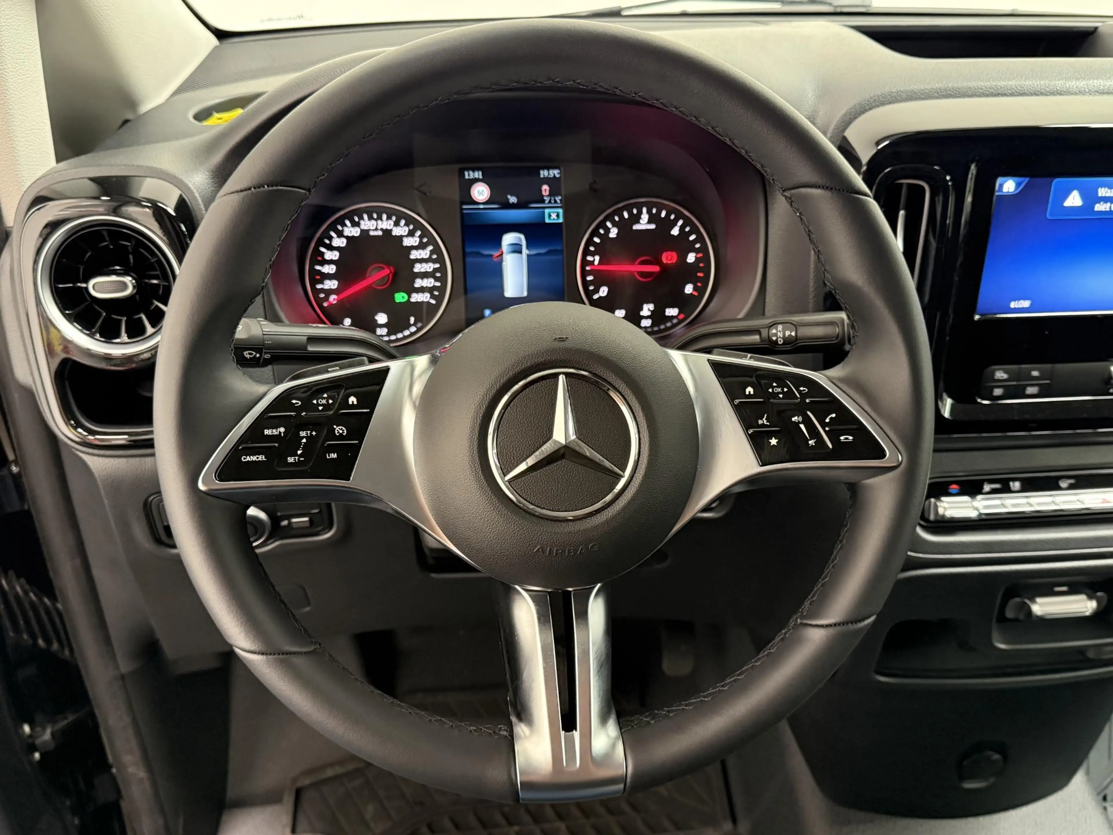 Mercedes-Benz Vito 114 CDI L2 Select Automaat — photo 13