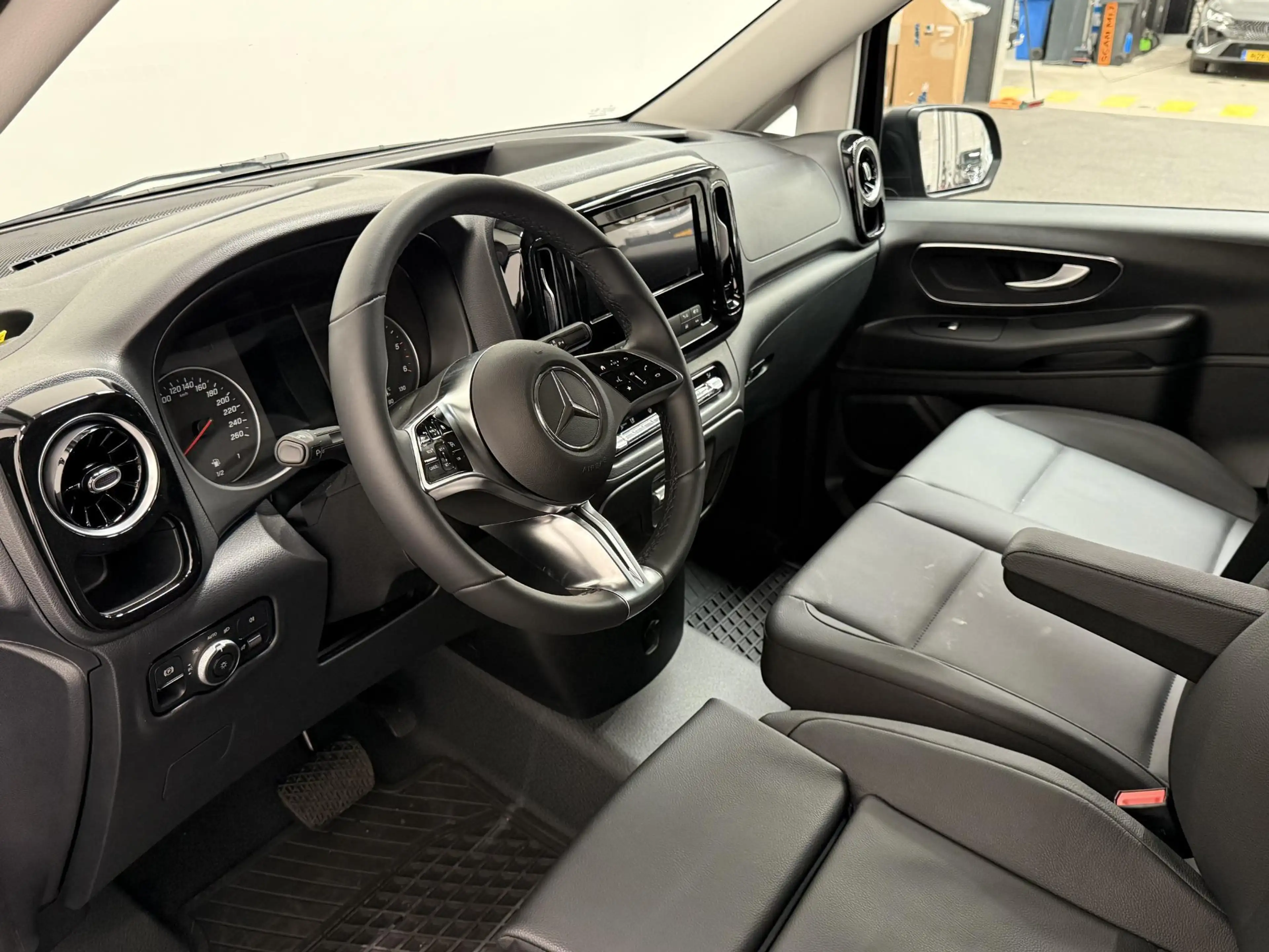 Mercedes-Benz Vito 114 CDI L2 Select Automaat — photo 10