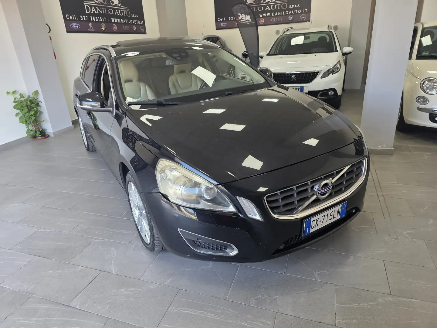Volvo V60 2.4 d5 ved Momentum 215cv - 2