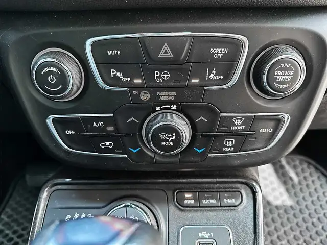 Jeep Compass view 10