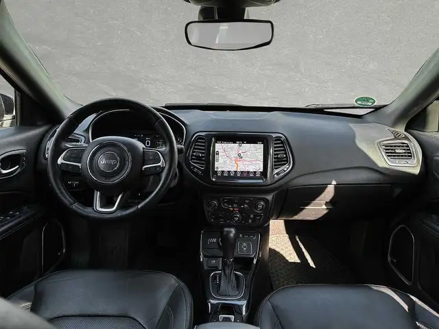 Jeep Compass view 4