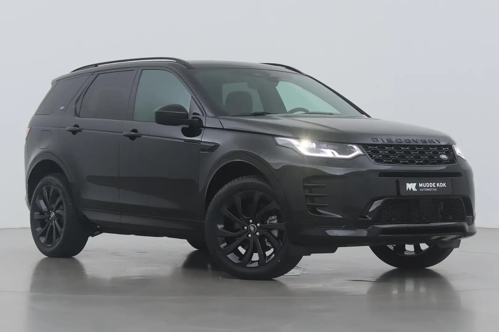Land Rover Discovery Sport P270e PHEV Dynamic SE | NIEUW! | Panoramadak | Tre Schwarz - 1