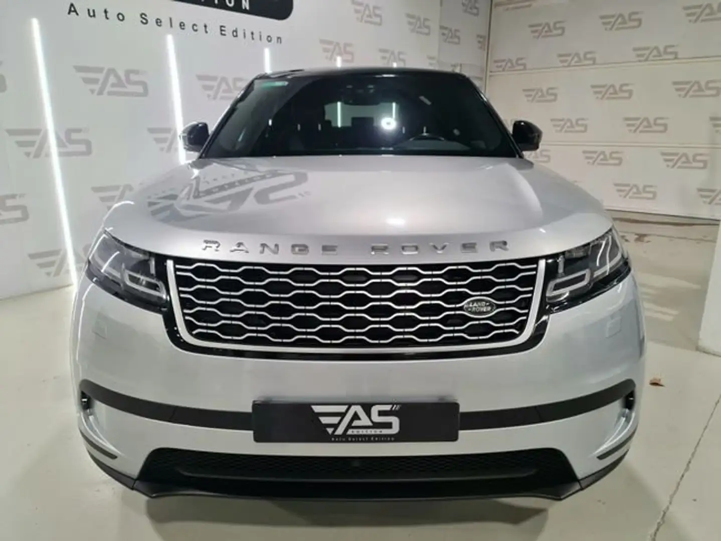 Land Rover Range Rover Velar 2.0D S 4WD Aut. 180 Grau - 2