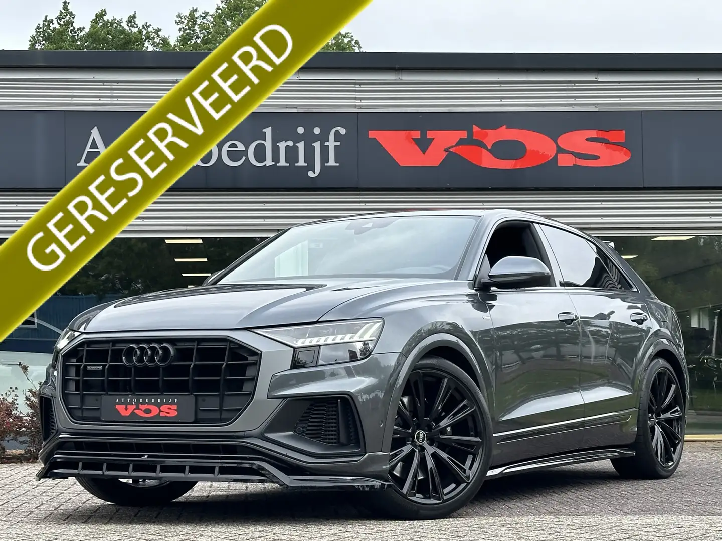 Audi Q8 55 TFSI e quattro S-Line | 23" Velgen | RS Seats | Gris - 1