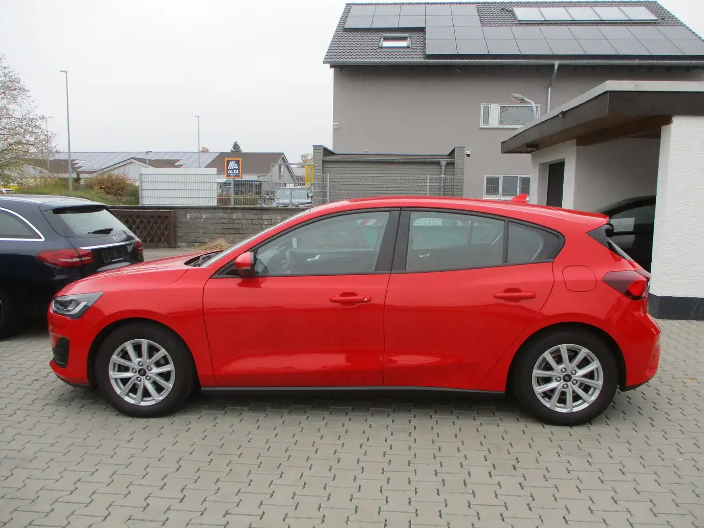 Ford Focus 1,5 MAVI KAMERA LED SPURH TEMPO AHK PDC Rot - 1