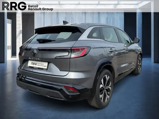 Renault Austral view 5