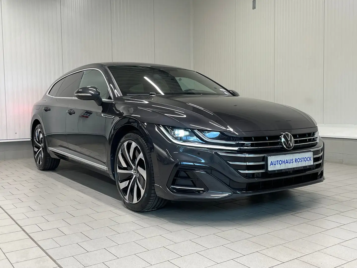 Volkswagen Arteon Shootingbrake R-Line 2.0 TDI DSG LED Grau - 2