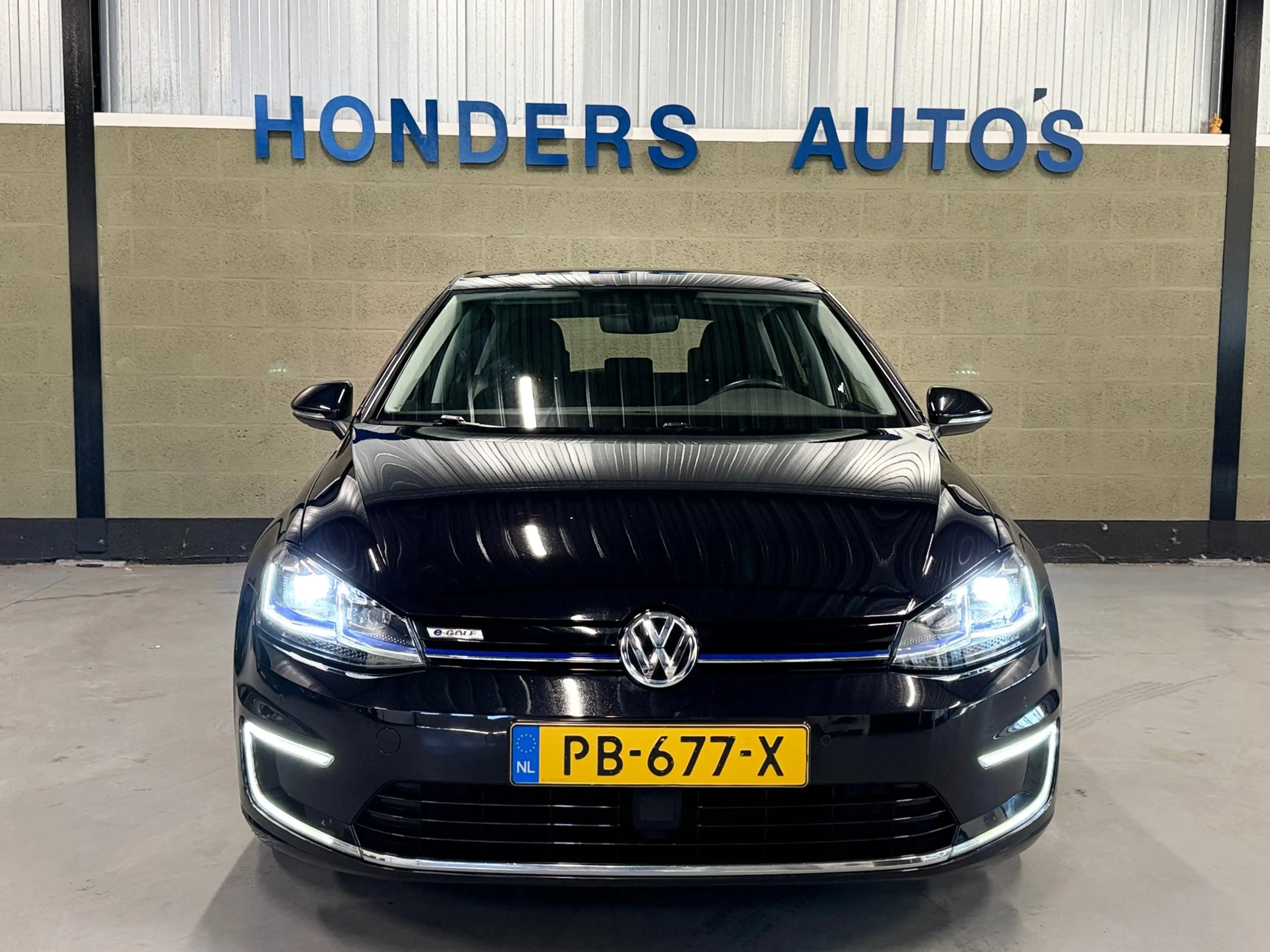 Volkswagen e-Golf E-Golf | SOH 89% | CARPLAY | STOELVERW | NAP.ORIG. — photo 35