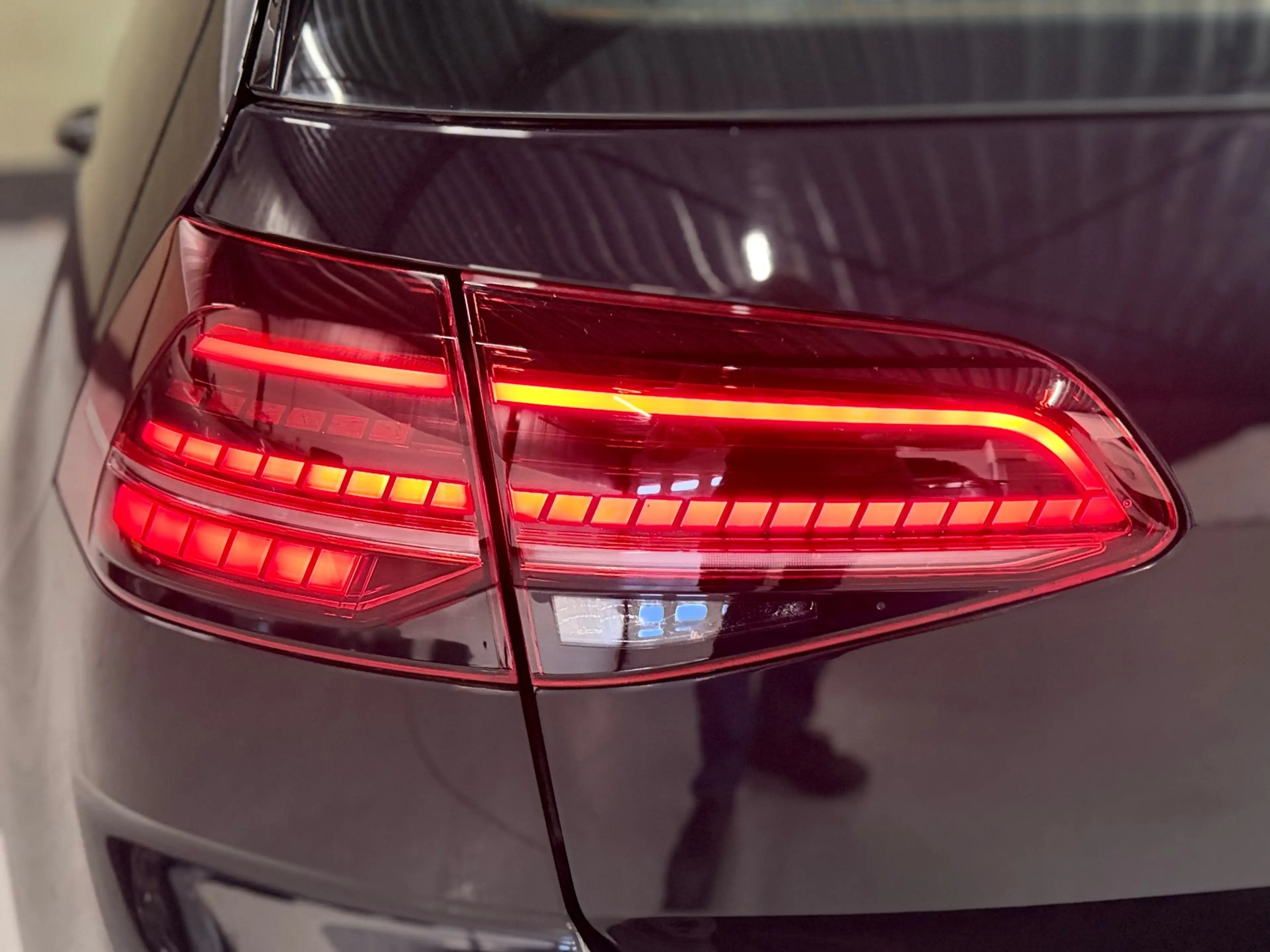 Volkswagen e-Golf E-Golf | SOH 89% | CARPLAY | STOELVERW | NAP.ORIG. — photo 39