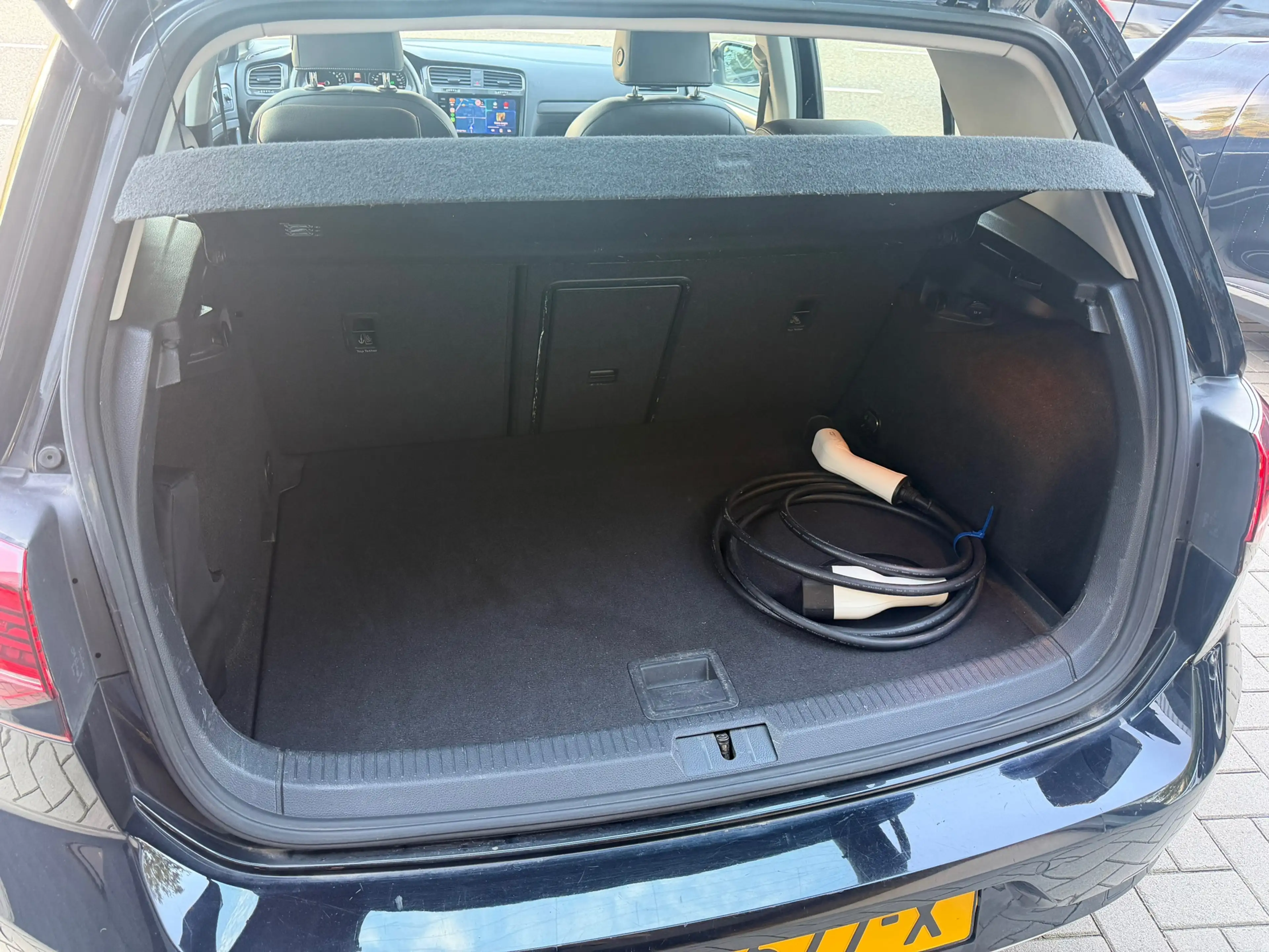 Volkswagen e-Golf E-Golf | SOH 89% | CARPLAY | STOELVERW | NAP.ORIG. — photo 13