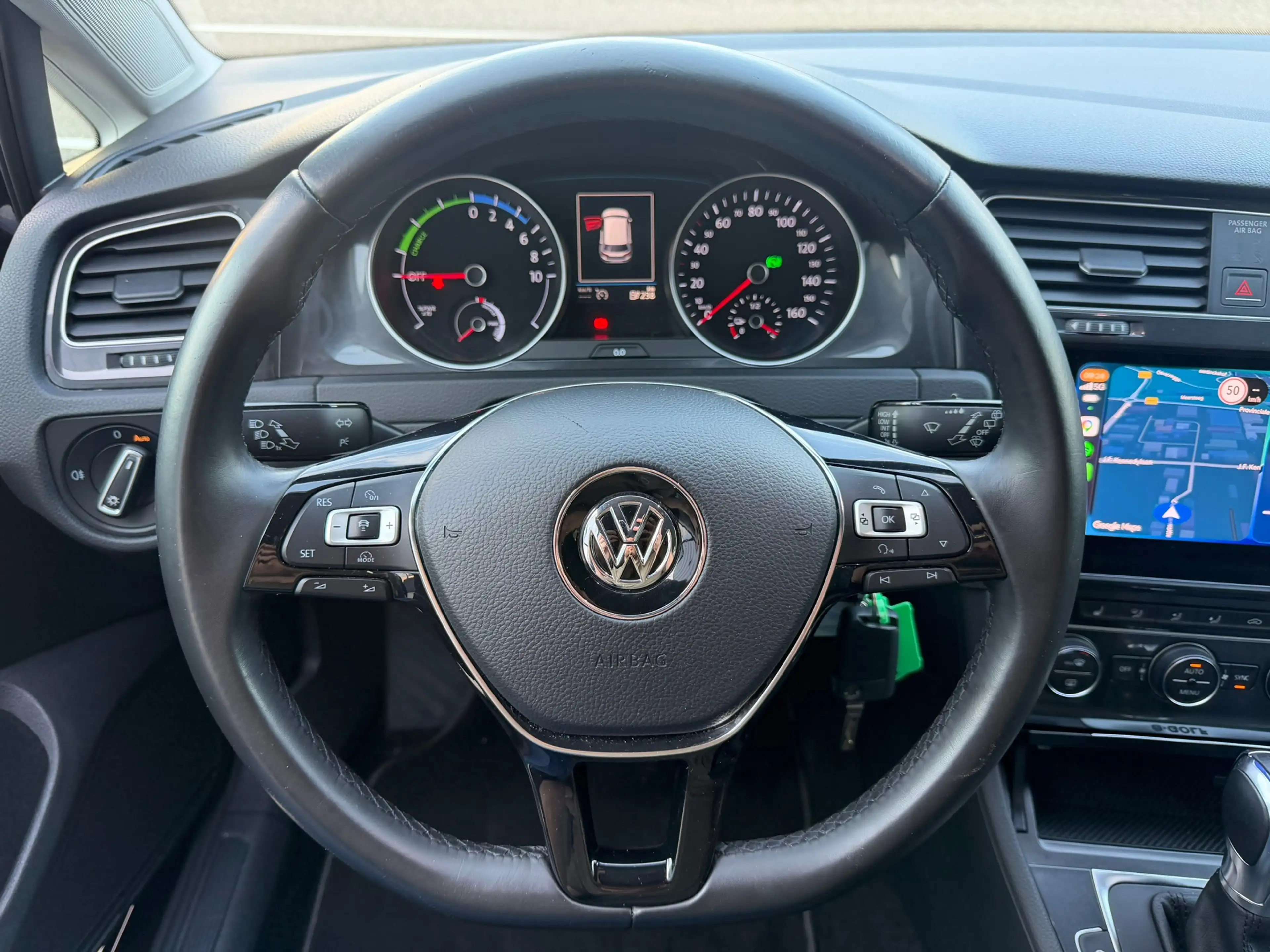 Volkswagen e-Golf E-Golf | SOH 89% | CARPLAY | STOELVERW | NAP.ORIG. — photo 8