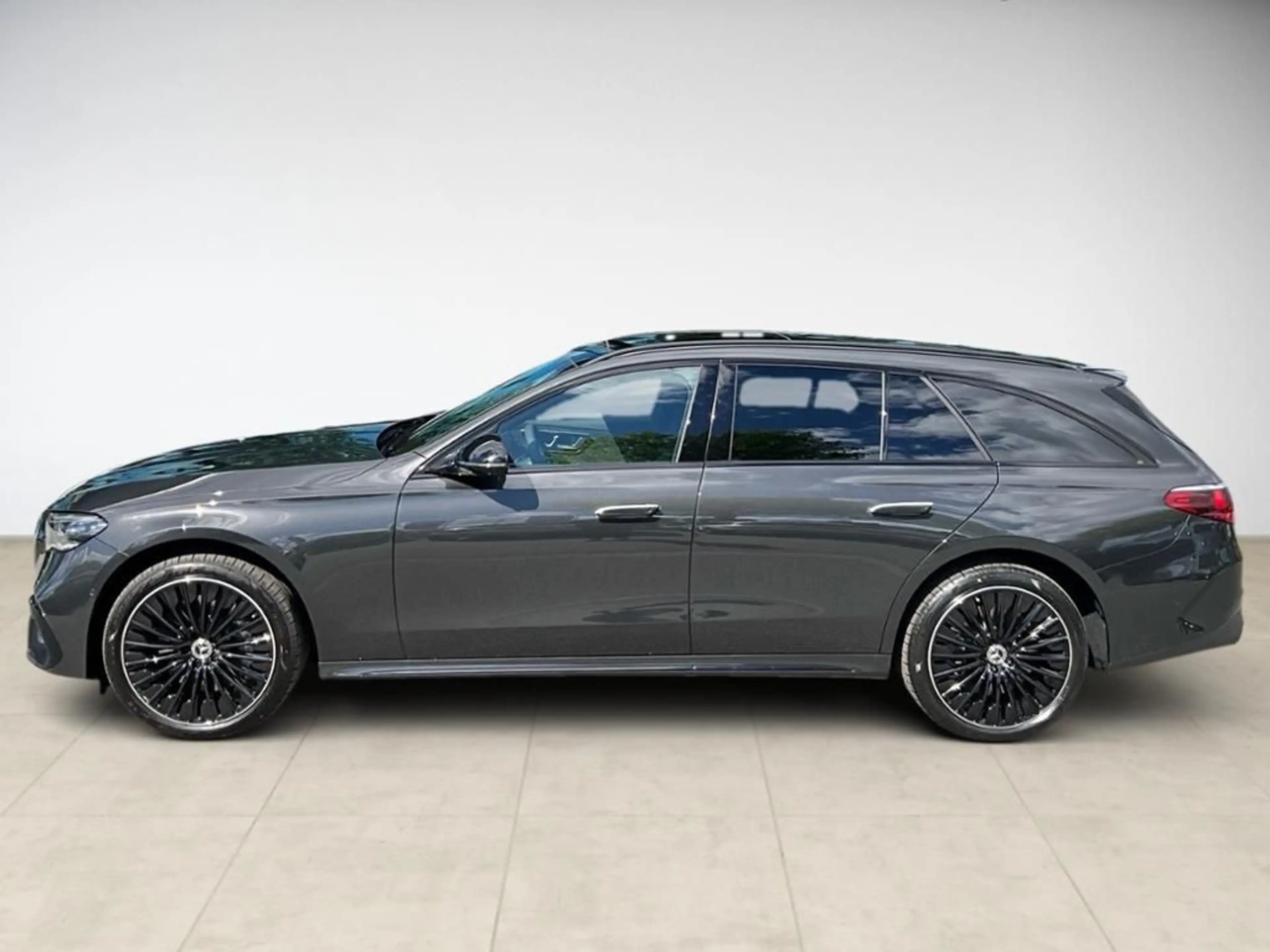 Mercedes-Benz E 450 d 4M T AMG 360 ACC AHK AUT DynLicht HUD LM — photo 7