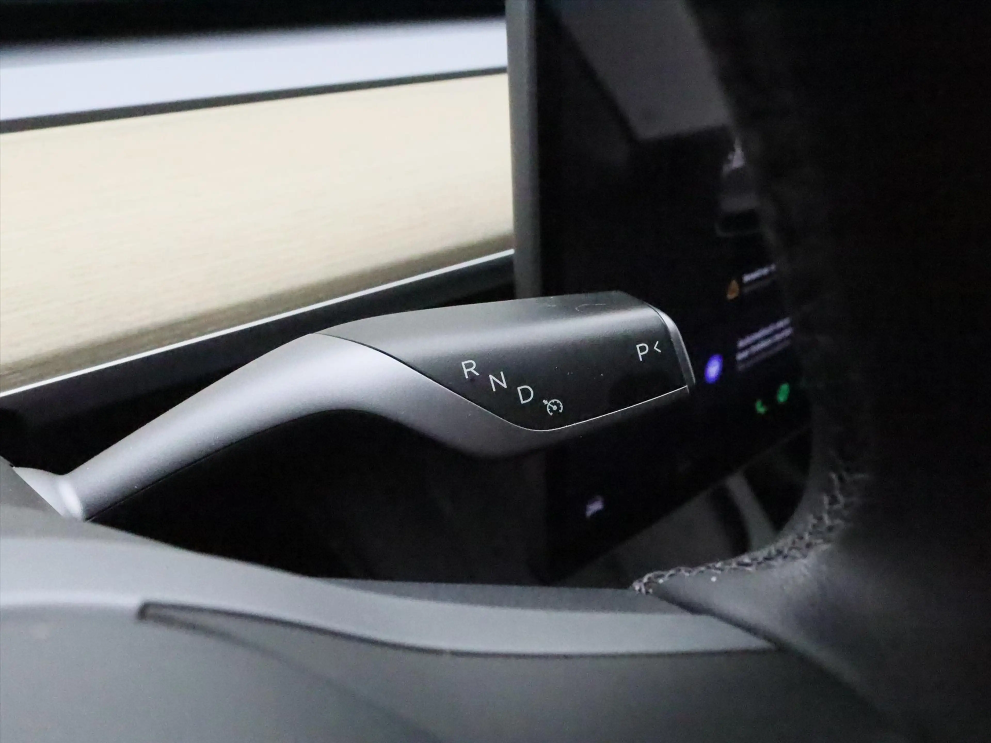 Tesla Model Y Standard RWD Plus 94.2% SoH [ AMD RYZEN+AUTOPILOT+ — photo 26