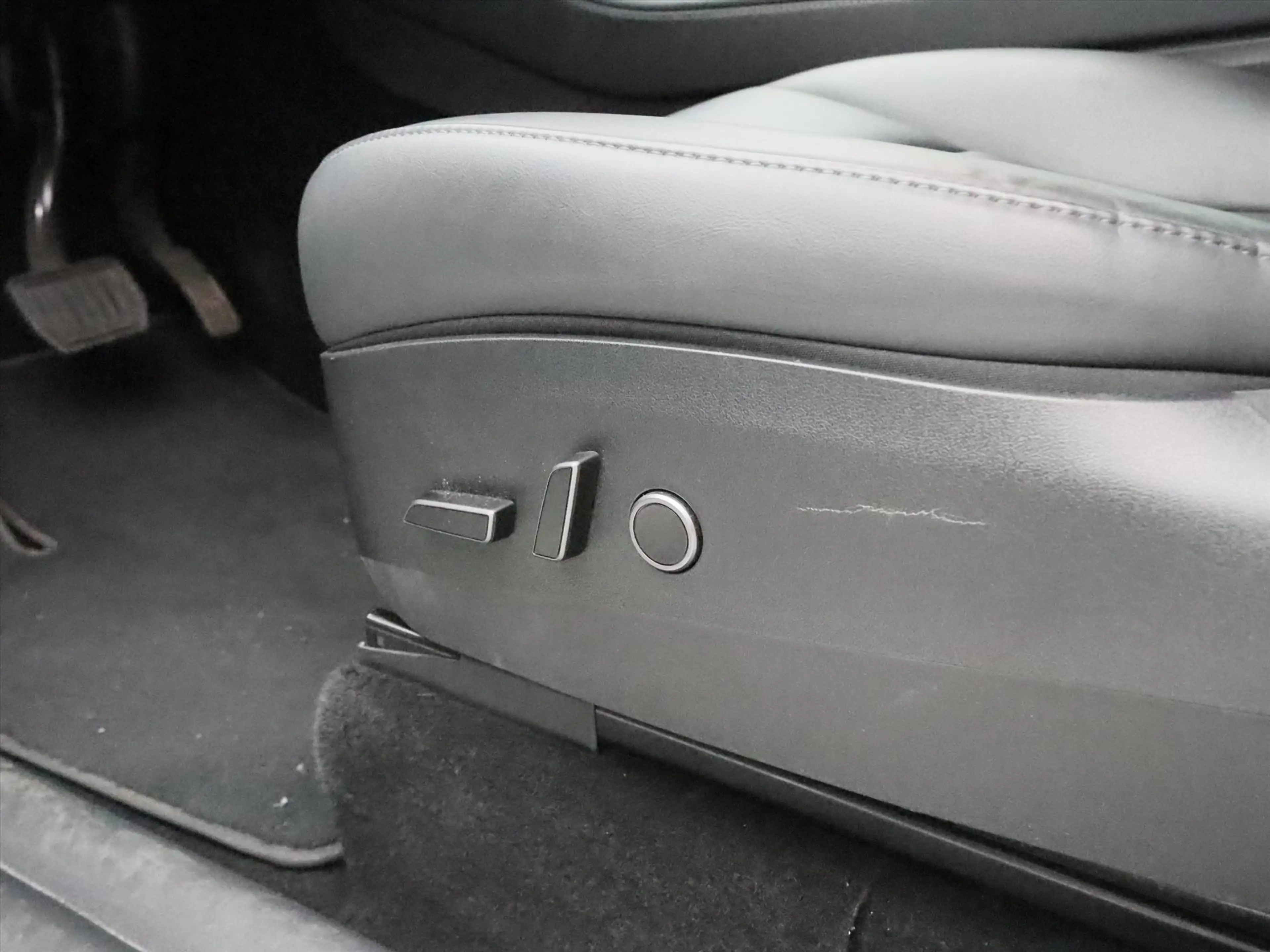 Tesla Model Y Standard RWD Plus 94.2% SoH [ AMD RYZEN+AUTOPILOT+ — photo 20