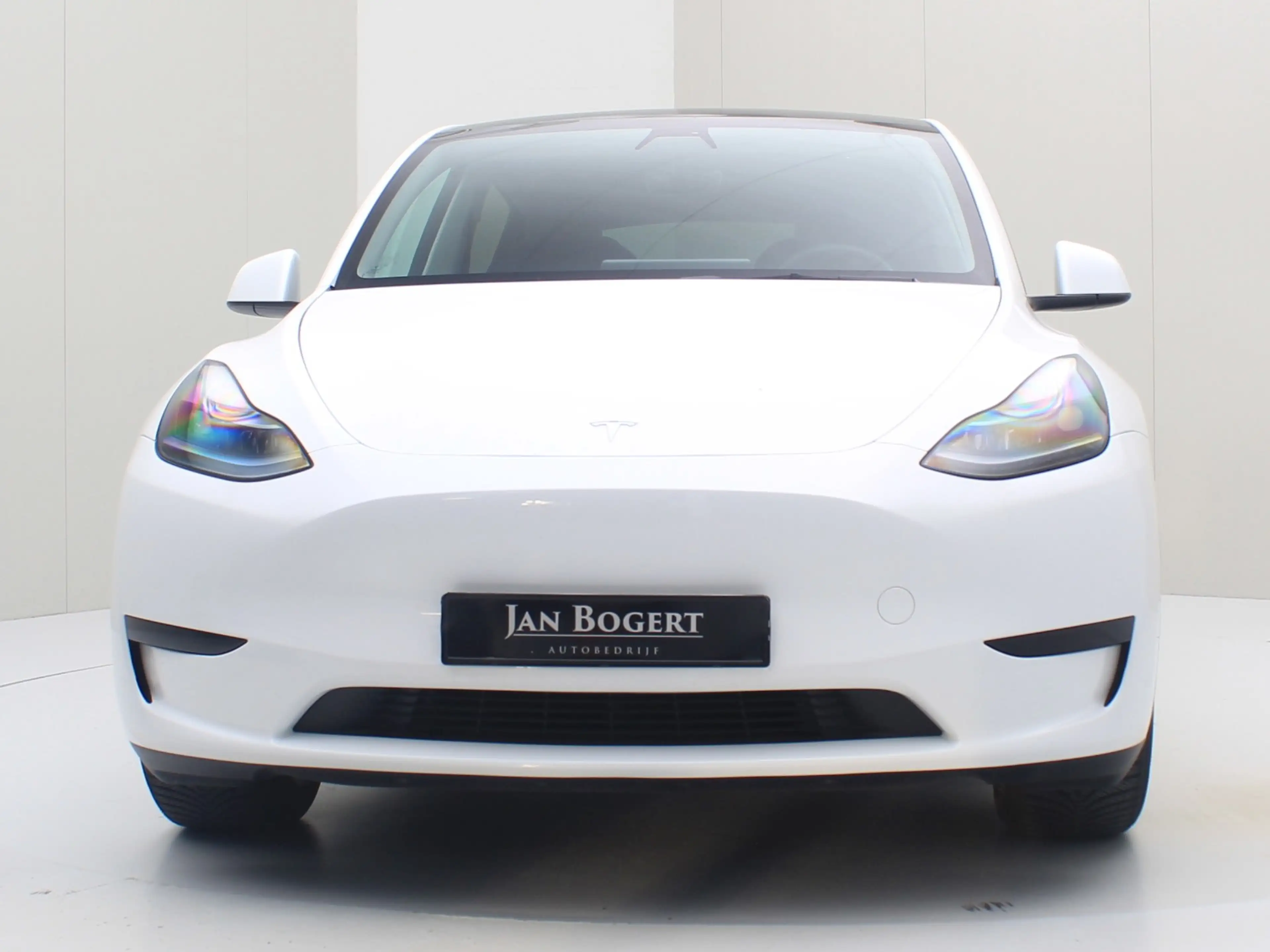 Tesla Model Y Standard RWD Plus 94.2% SoH [ AMD RYZEN+AUTOPILOT+ — photo 6