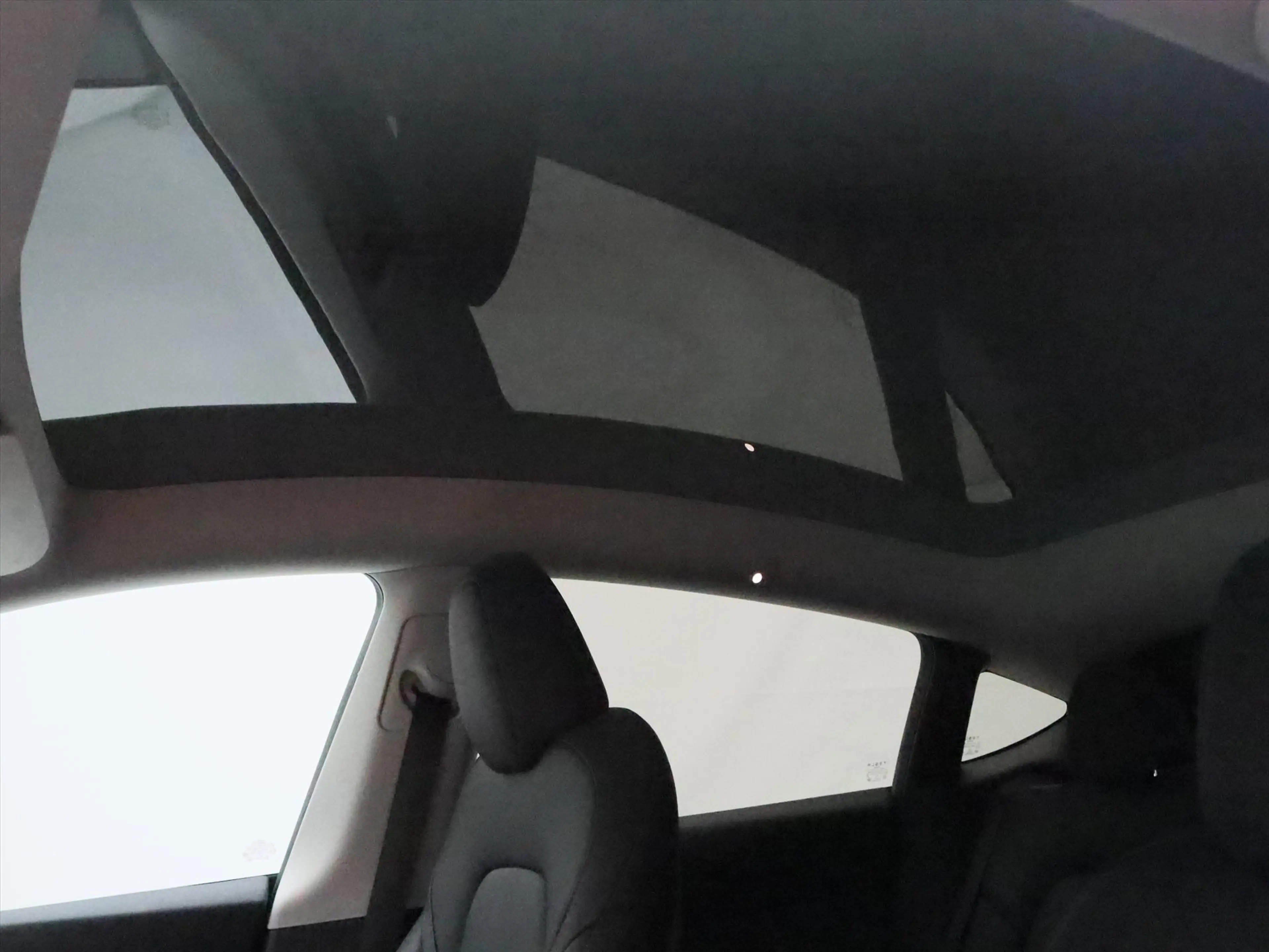 Tesla Model Y Standard RWD Plus 94.2% SoH [ AMD RYZEN+AUTOPILOT+ — photo 33