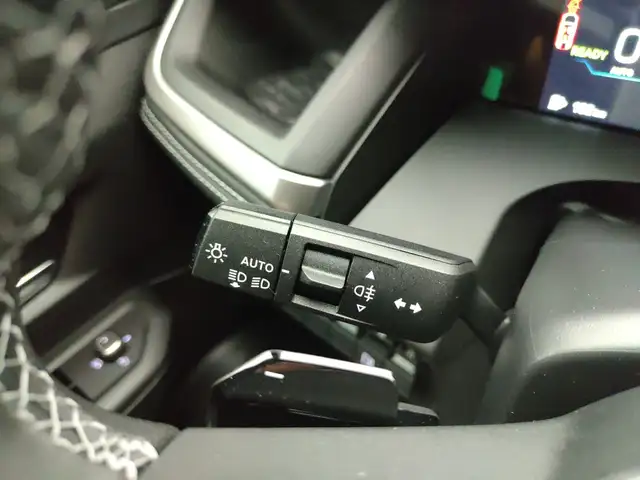 Jeep Compass view 12