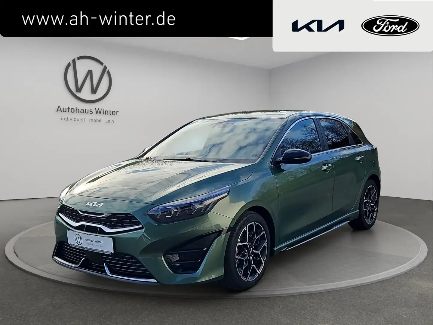 Kia Ceed / cee'd 1,5 T-GDI DCT GT-Line Technik LED ACC Navi Sitzhz Grün - 1