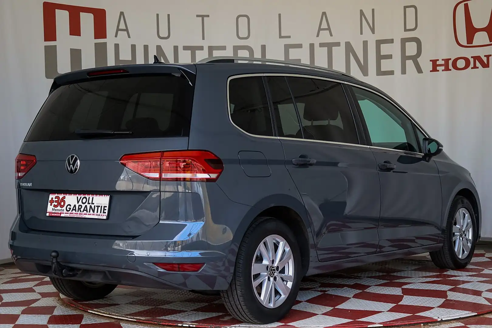Volkswagen Touran Highline 2,0 TDI LED AHV 7SITZE Grigio - 2